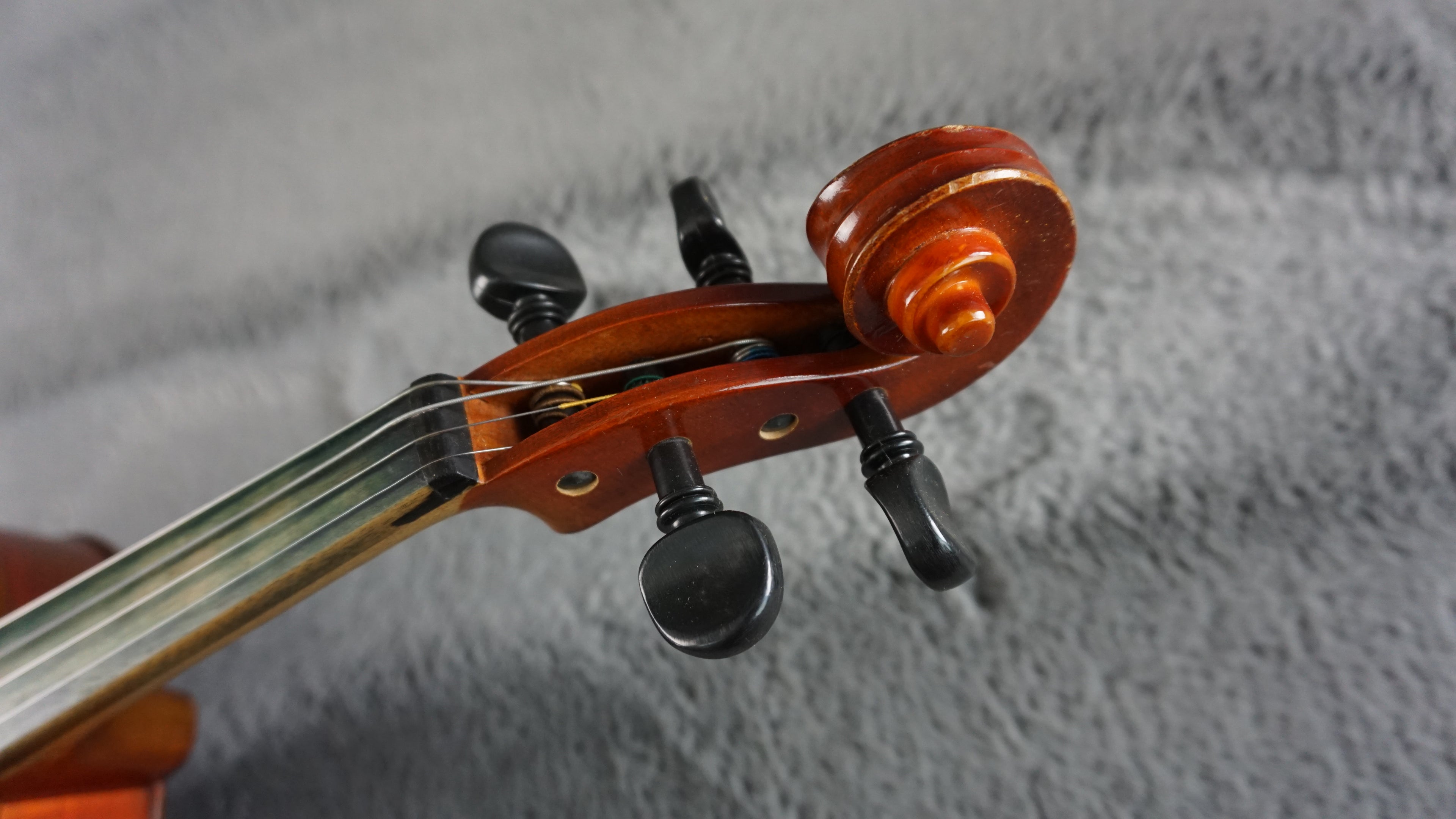 Suzuki No. 200 3/4 Violin 1996 w/ Case & Bow