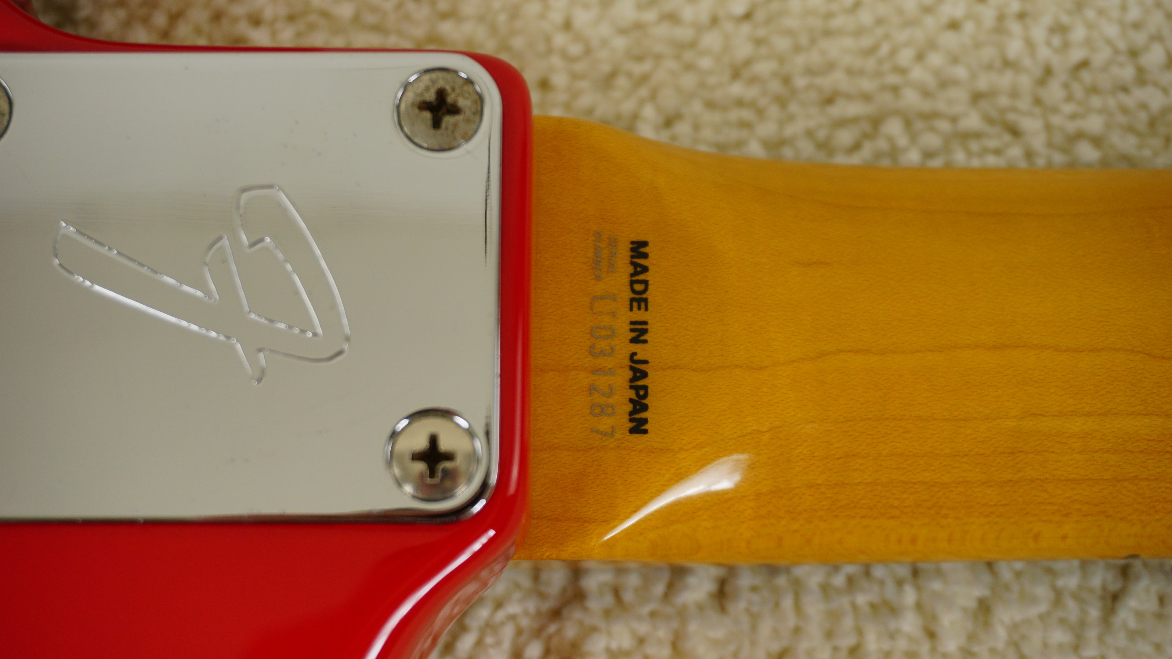 Fender Japan MG-69/MH Mustang Reissue – Matching Headstock – Candy Apple Red – 2010-2011