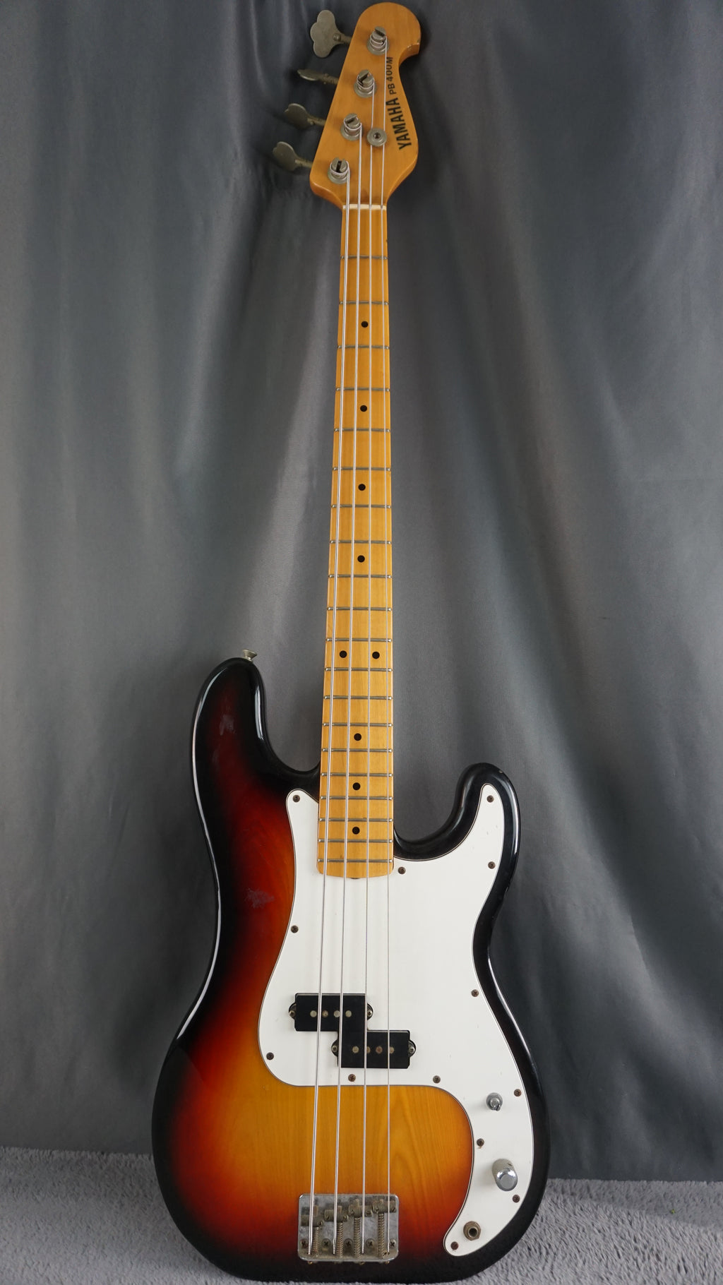 Yamaha PB-400M Precision Bass MIJ Sunburst w/ Hard Case