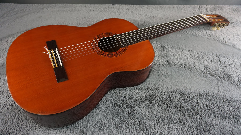 1972 Morris M-10 Classical Guitar – Made in Japan