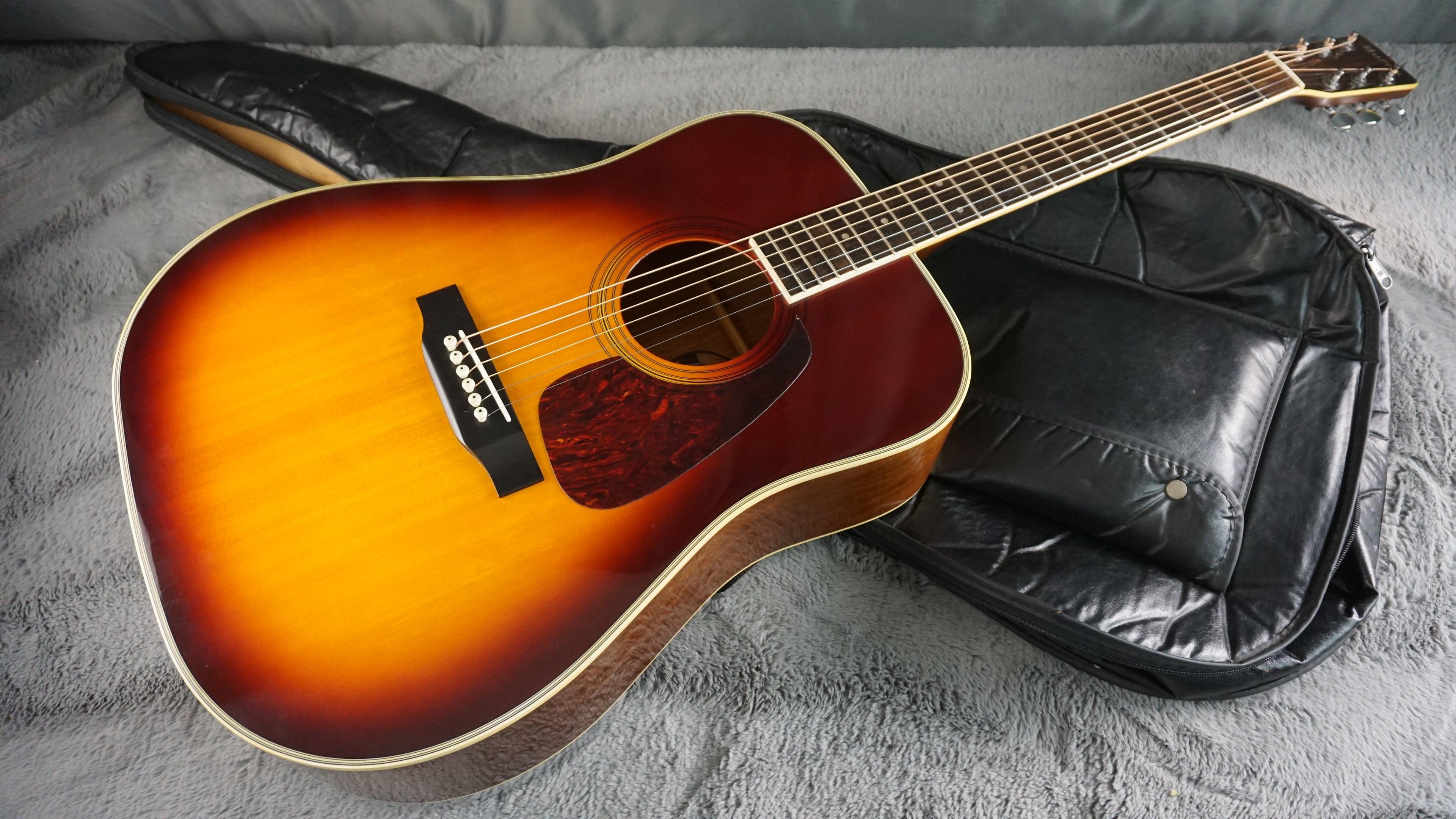 Morris MD-507 Japan Sunburst Acoustic