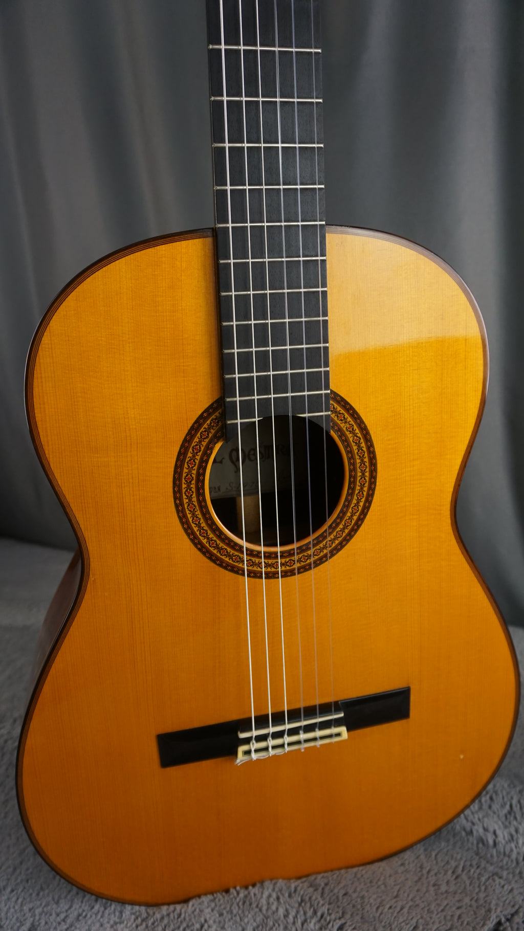 El Mesmre S-1976 Japan Classical Guitar w/ Hard Case Rare Solid Woods