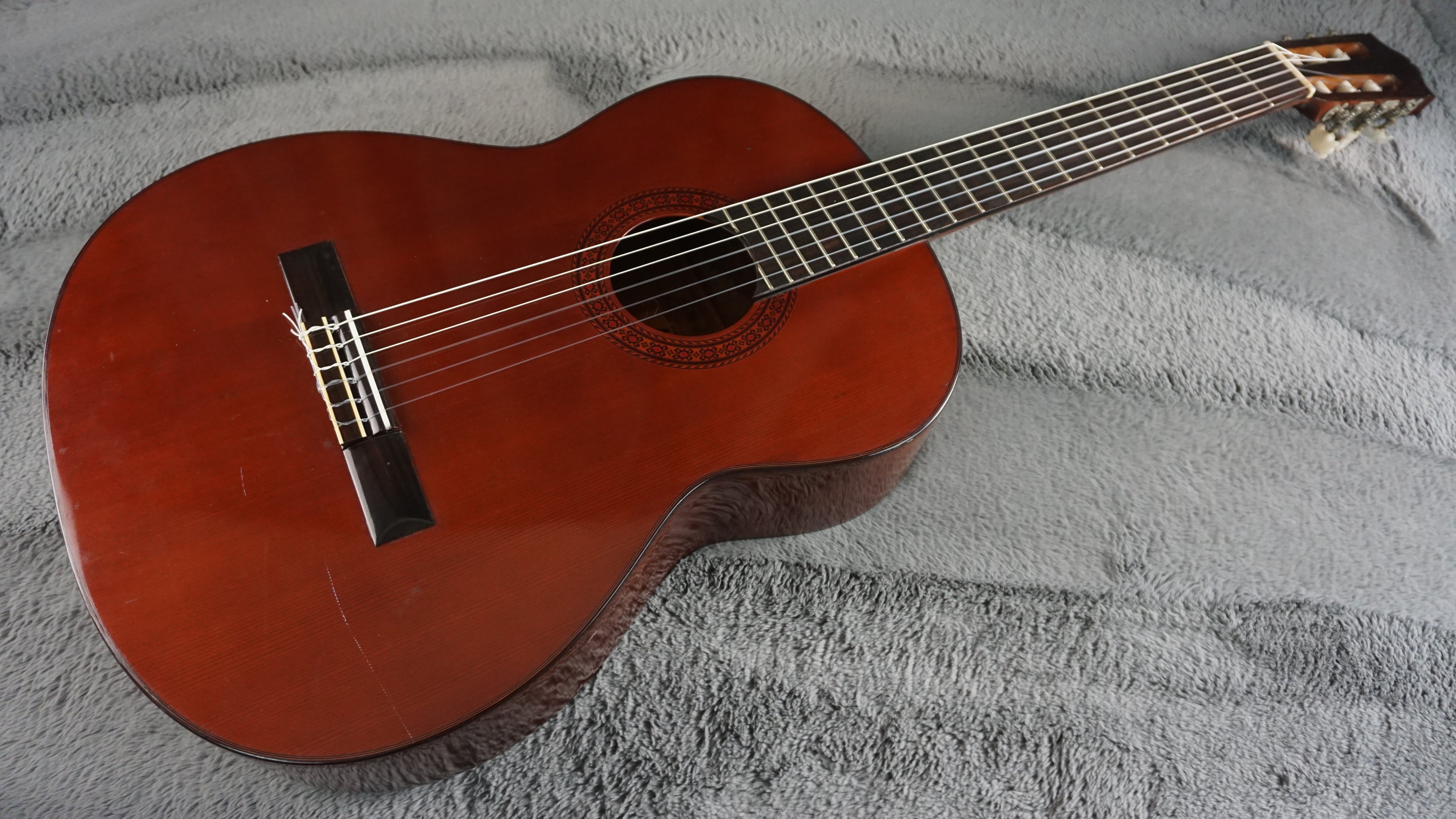 Morris M-18 1975 Japan Classical Guitar