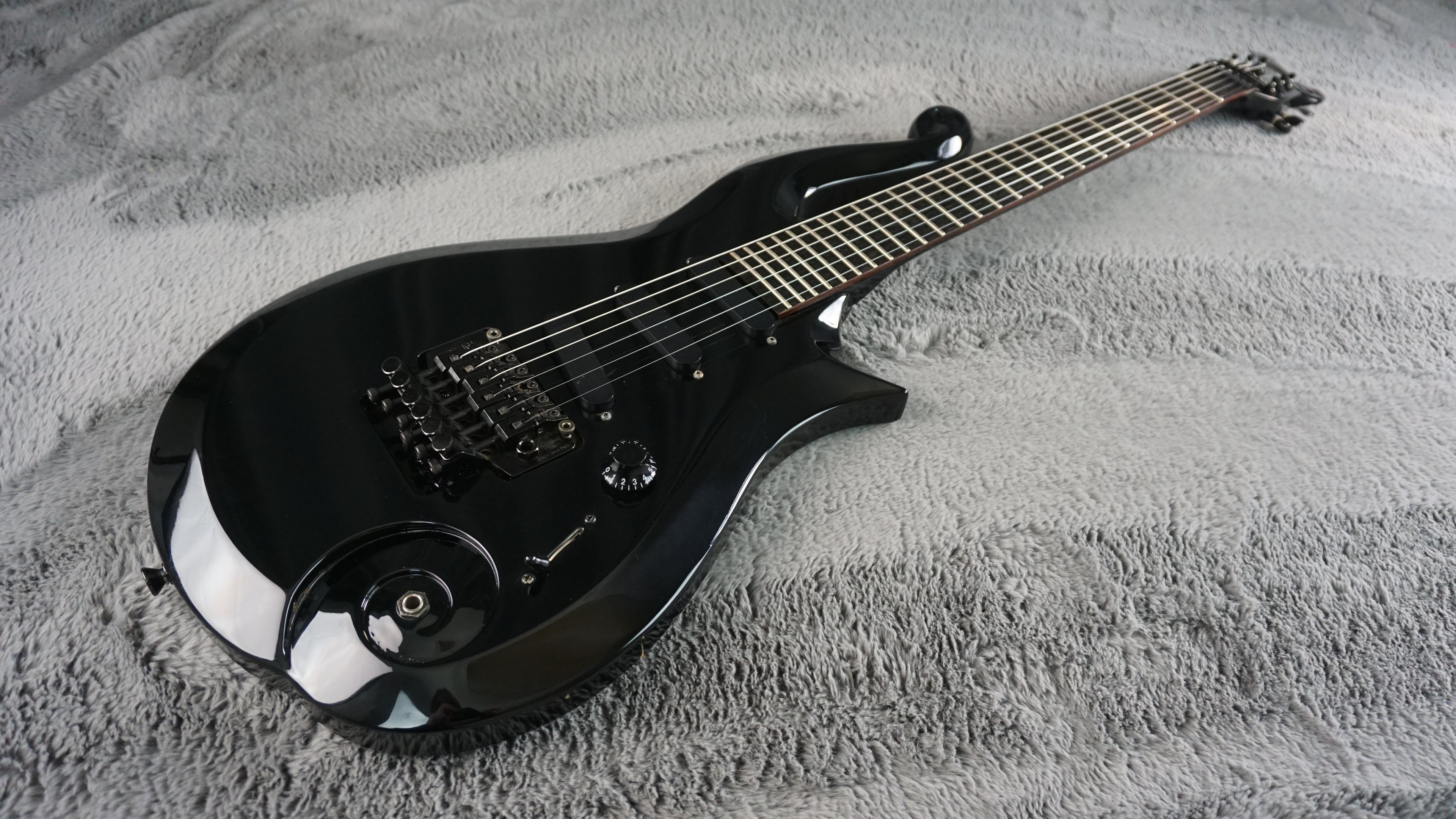 Edwards E-S-100PR Sugizo Prince Cloud - Black