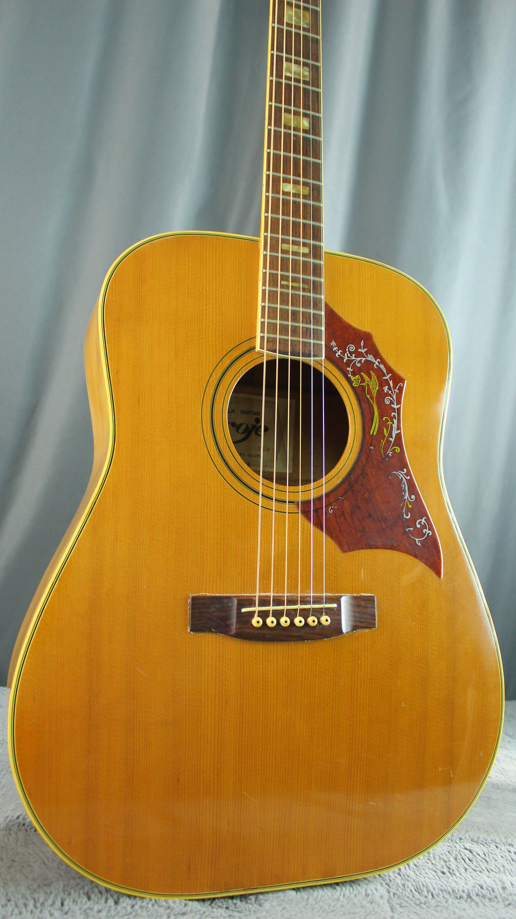 Roje by Zen-On 250 Hummingbird Style Acoustic Japan