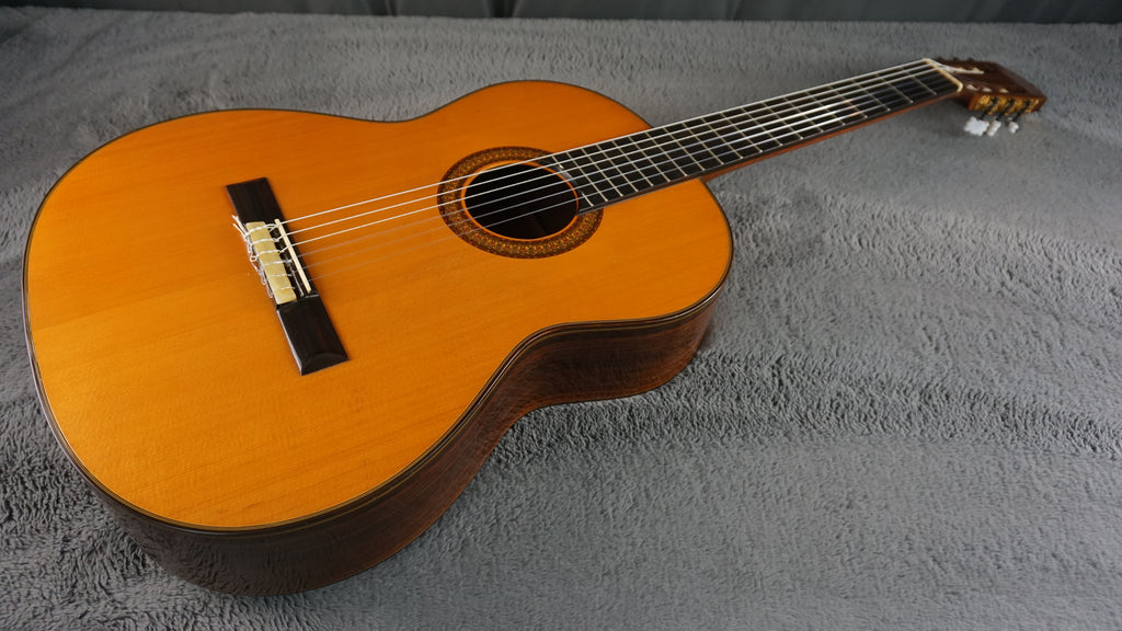 Albeniz (Zen-On) Modelo 50 Japan Classical Guitar