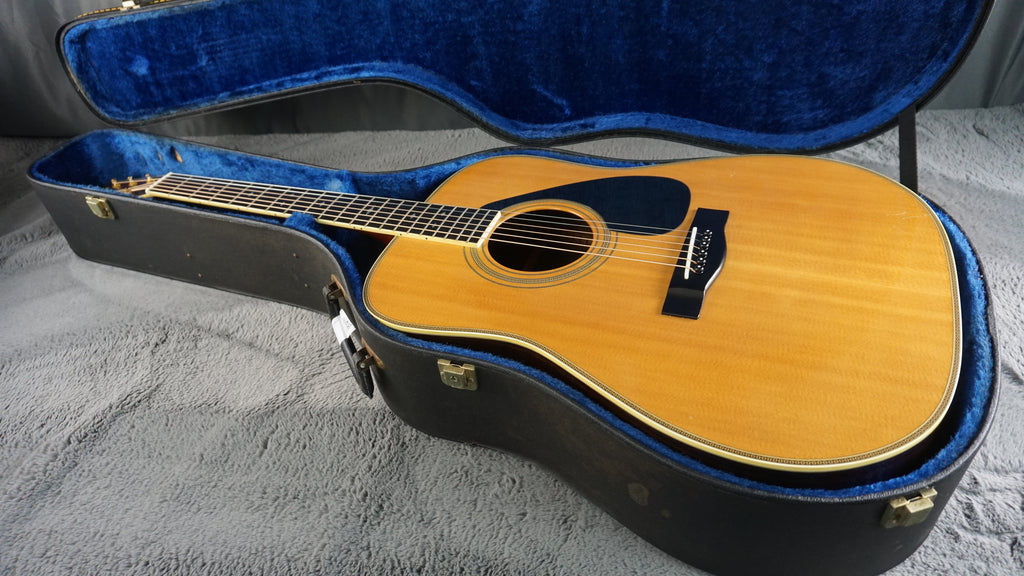 Yamaha L-8 Luxury Series Solid Wood Japan Acoustic w/ Hard Case