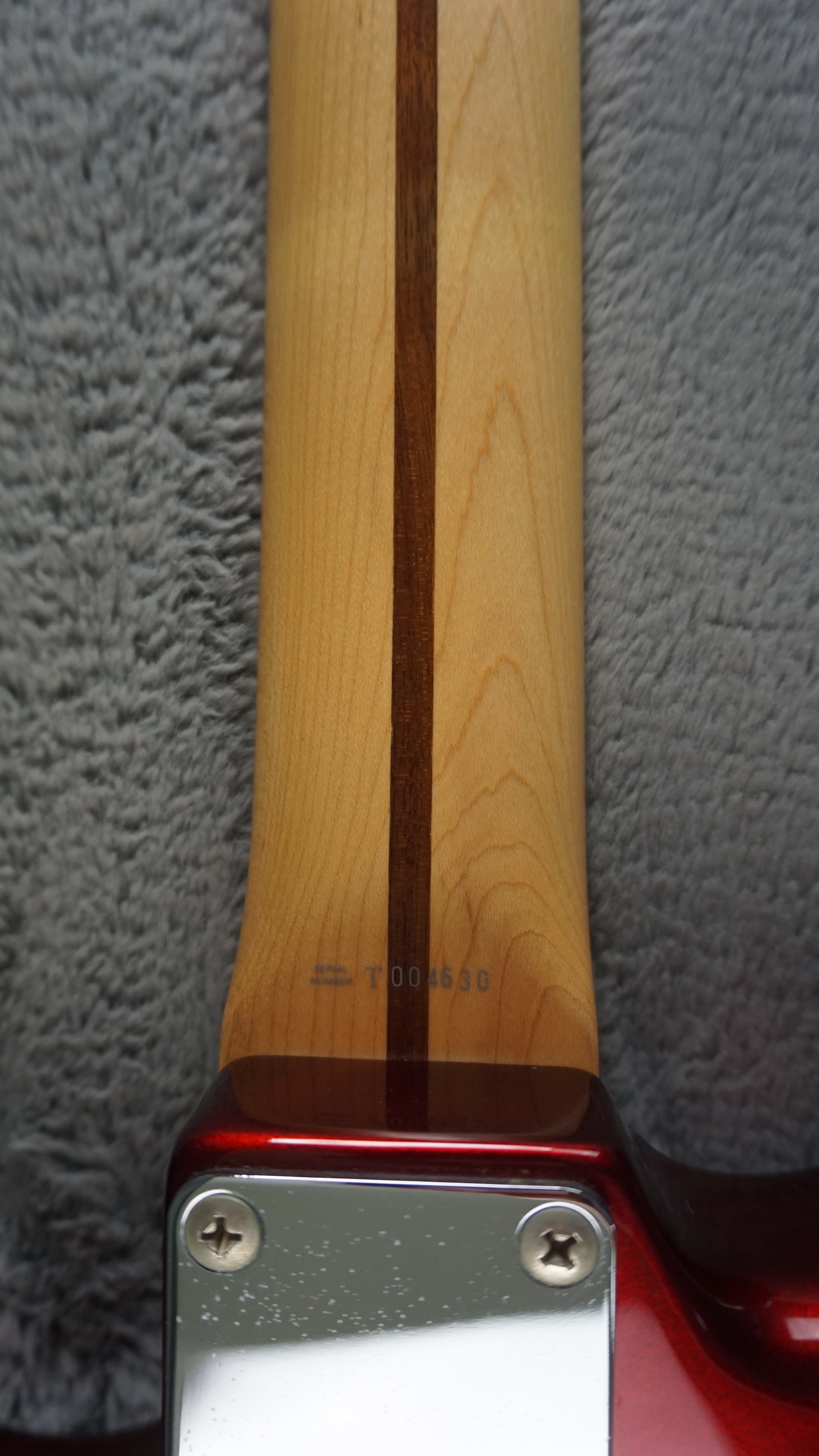 Fender Stratocaster - Cherry Japan