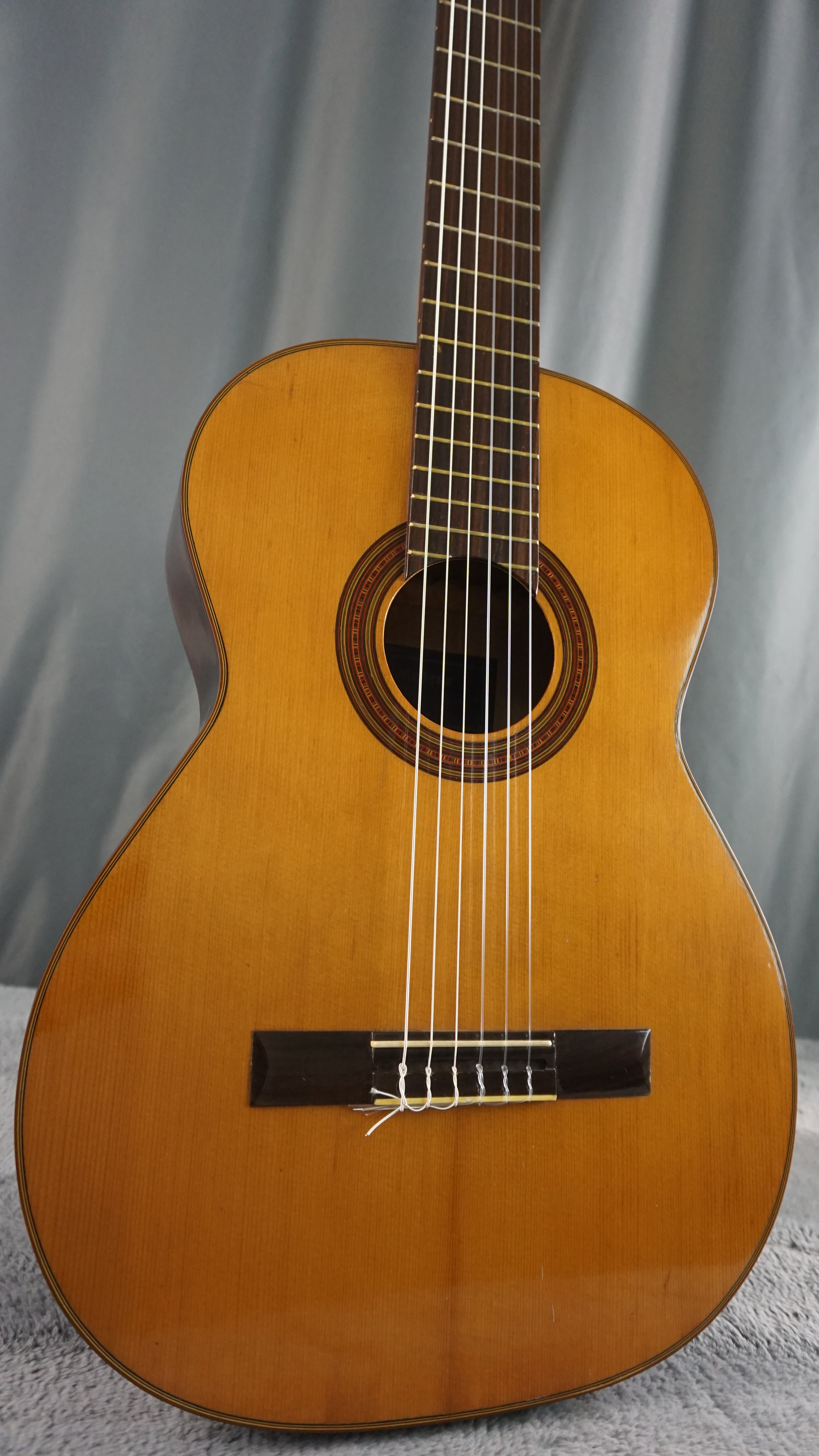 Kiso-Suzuki Gut Guitar Japan Classical