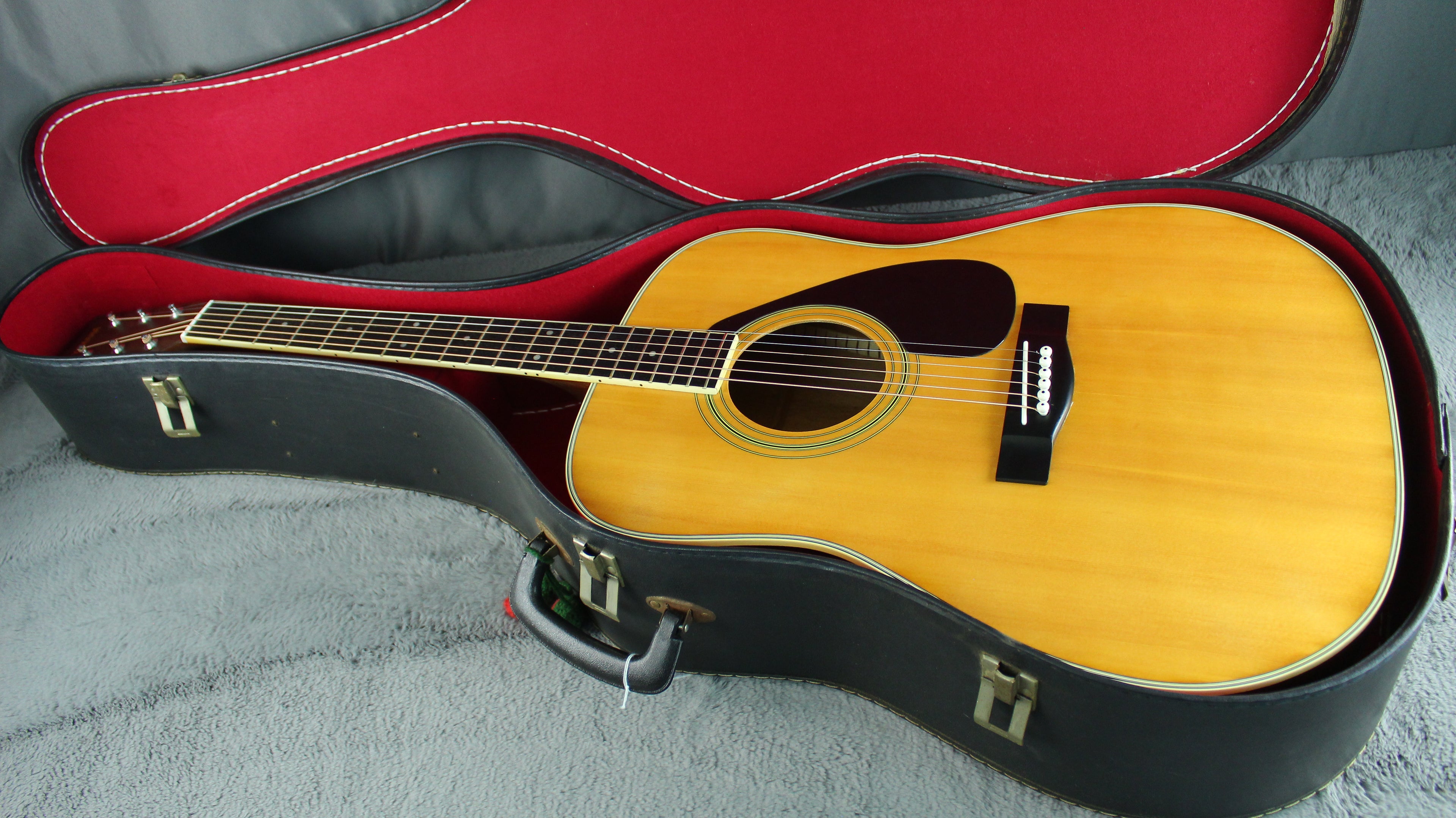 Yamaha FG-200D Japan Acoustic Guitar