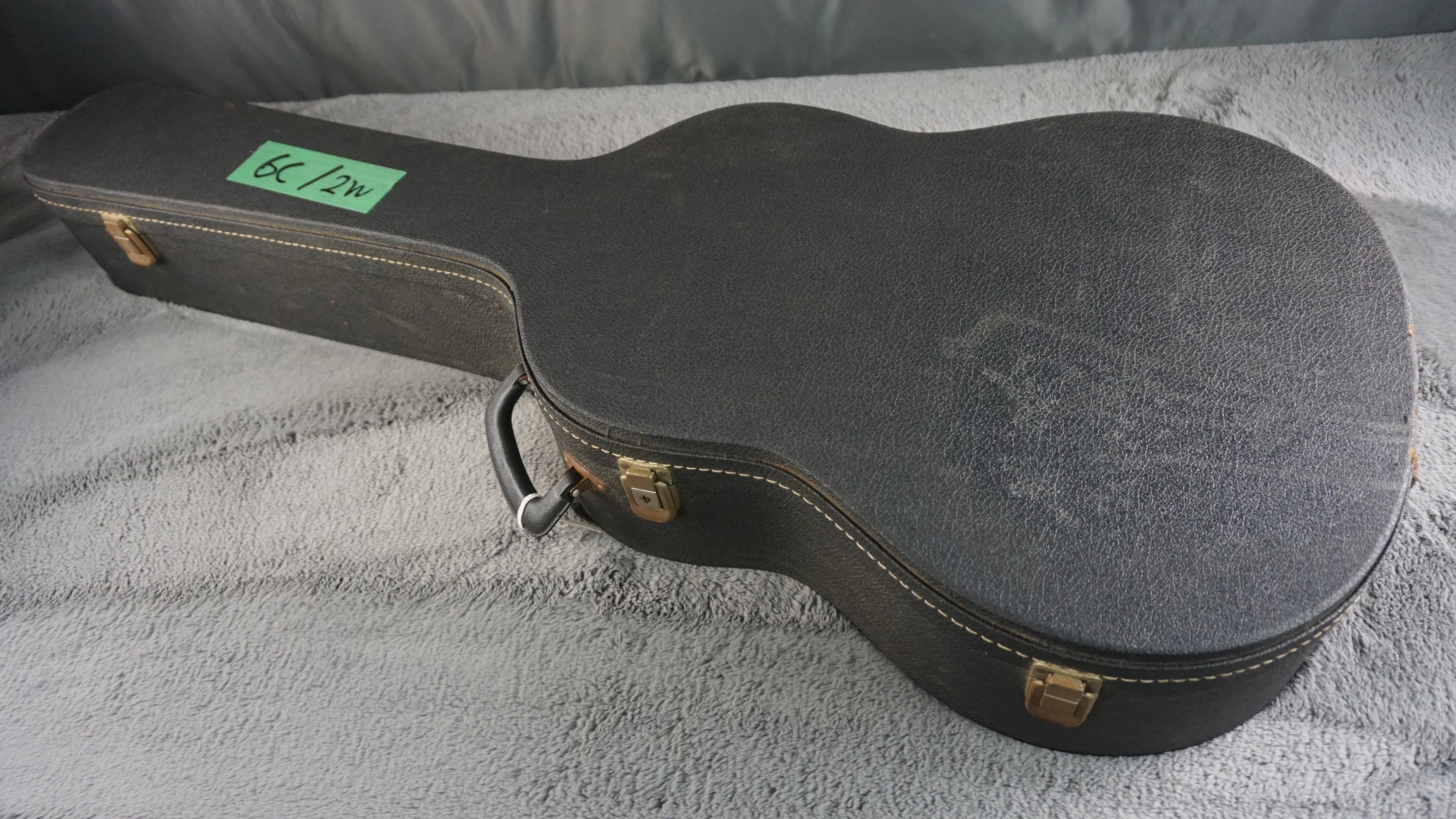 Kasuga G-314 Classical Acoustic Guitar Made in Japan w/ Hard Case