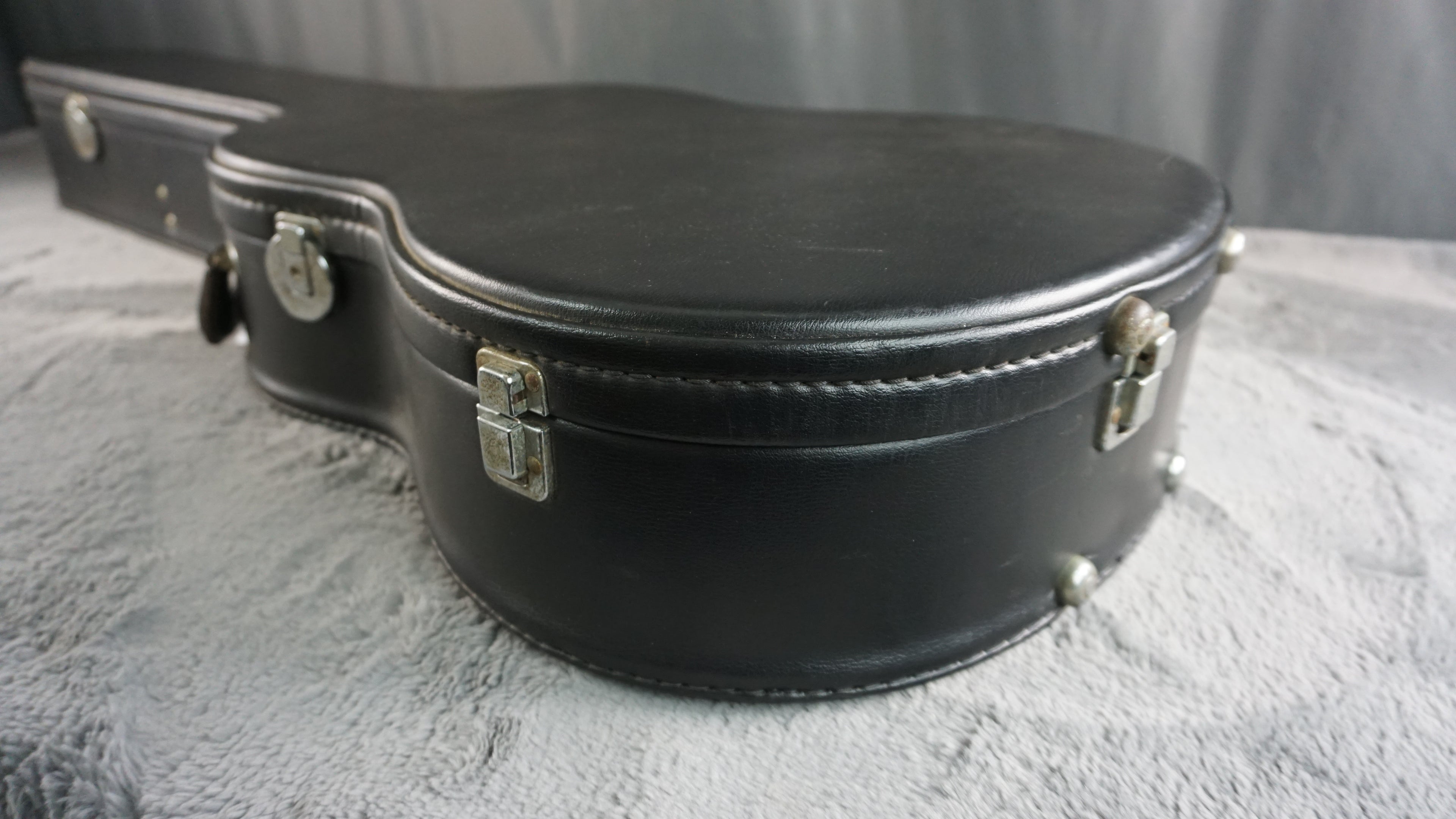 Masaru Kohno No. 15 1979 w/ Hard Case - Rosewood