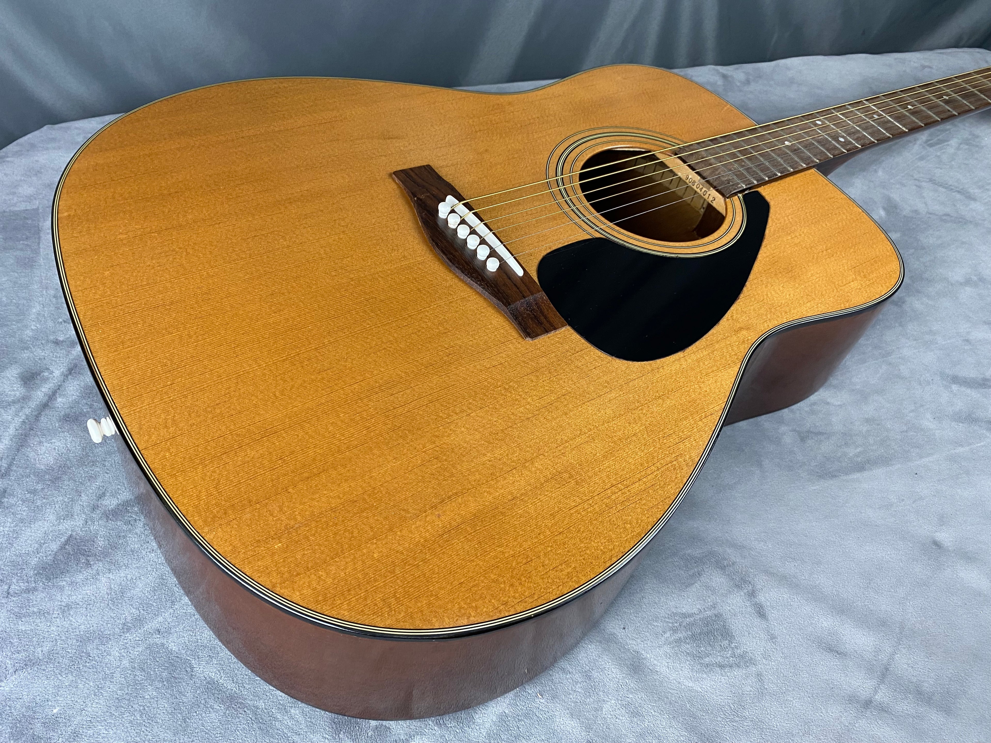 Yamaha F-340