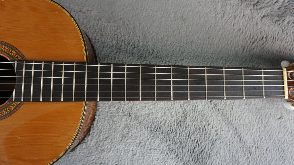 Ryoji Matsuoka M65 Japan Classical Guitar w/ Chipboard Case