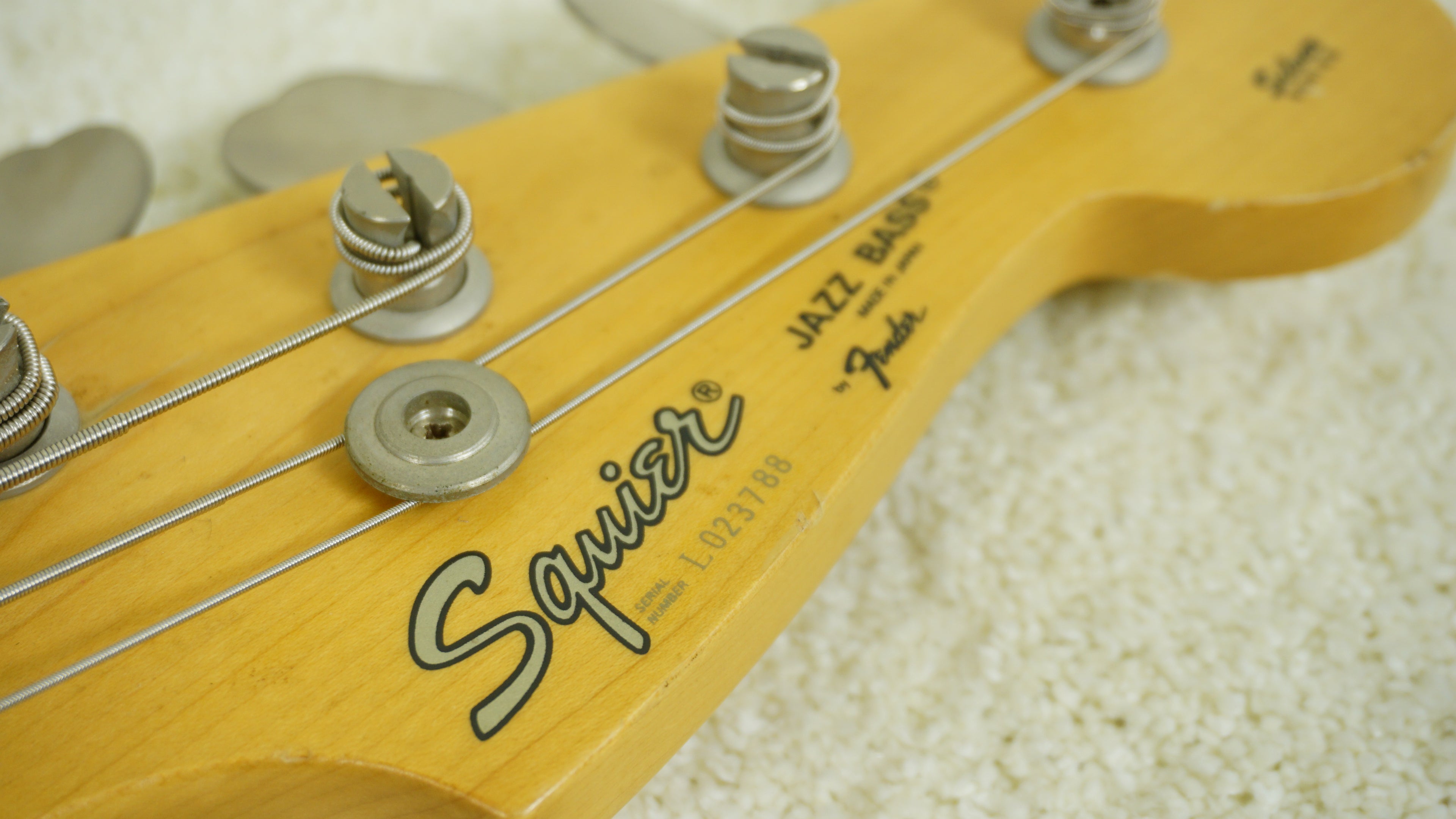 1993 Squier Silver Series Jazz Bass MIJ 3-Tone Sunburst Fujigen Japan