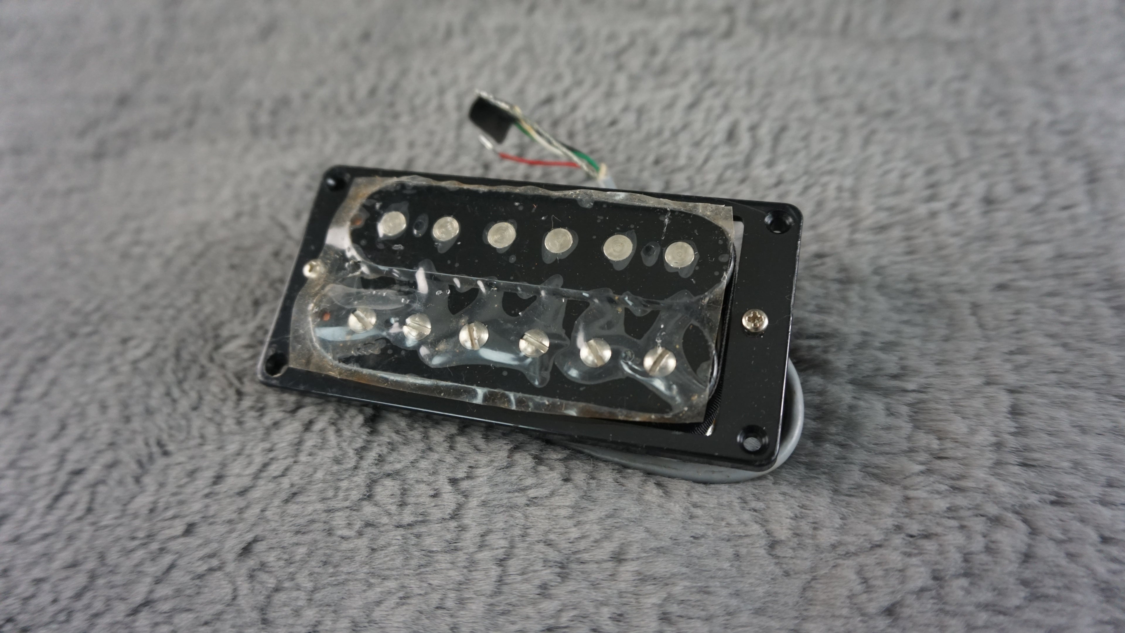 Tokai 4-Wire Black Humbucker w/ Black Pickup Ring