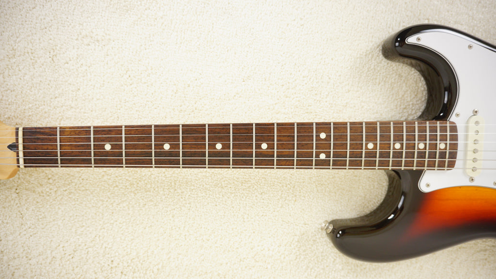 Fender Japan Stratocaster 2014 - 3-Color Sunburst