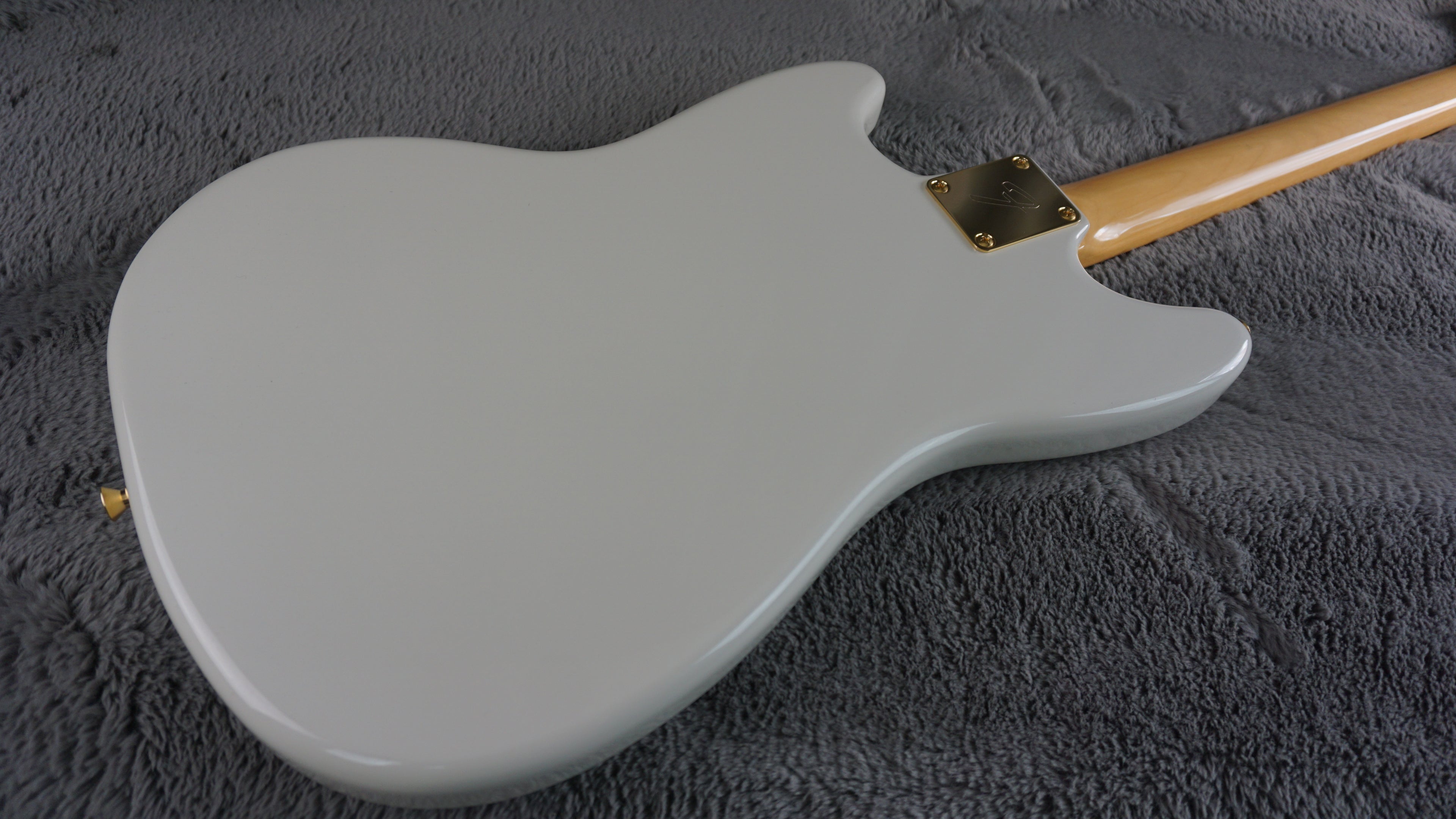 Fender Traditional Mustang 2025 Collection Japan White Pearl Rosewood w/ Gold Hardware