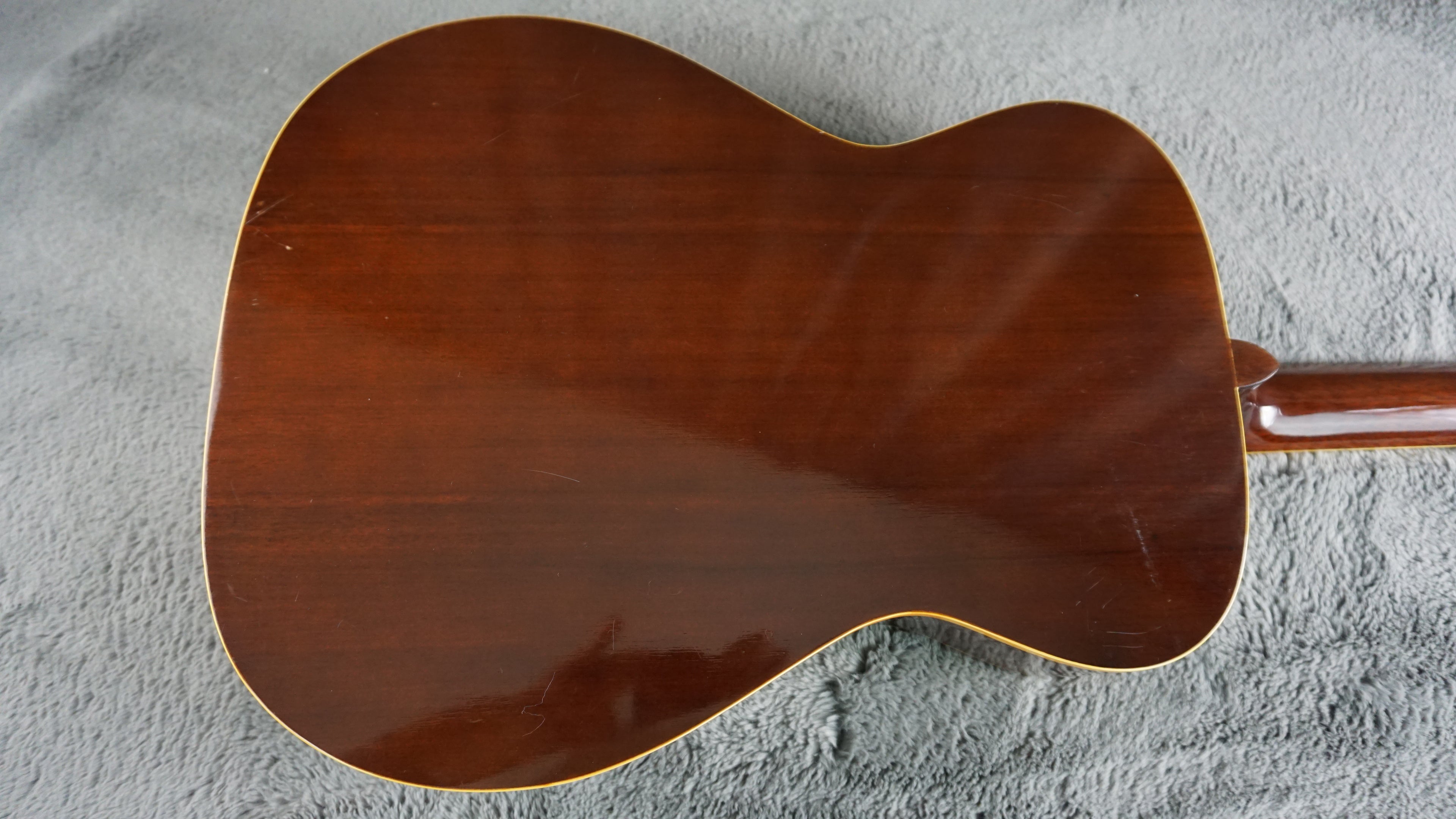 Suzuki Round Neck Resonator Style Acoustic Guitar w/ Gig Bag Japan