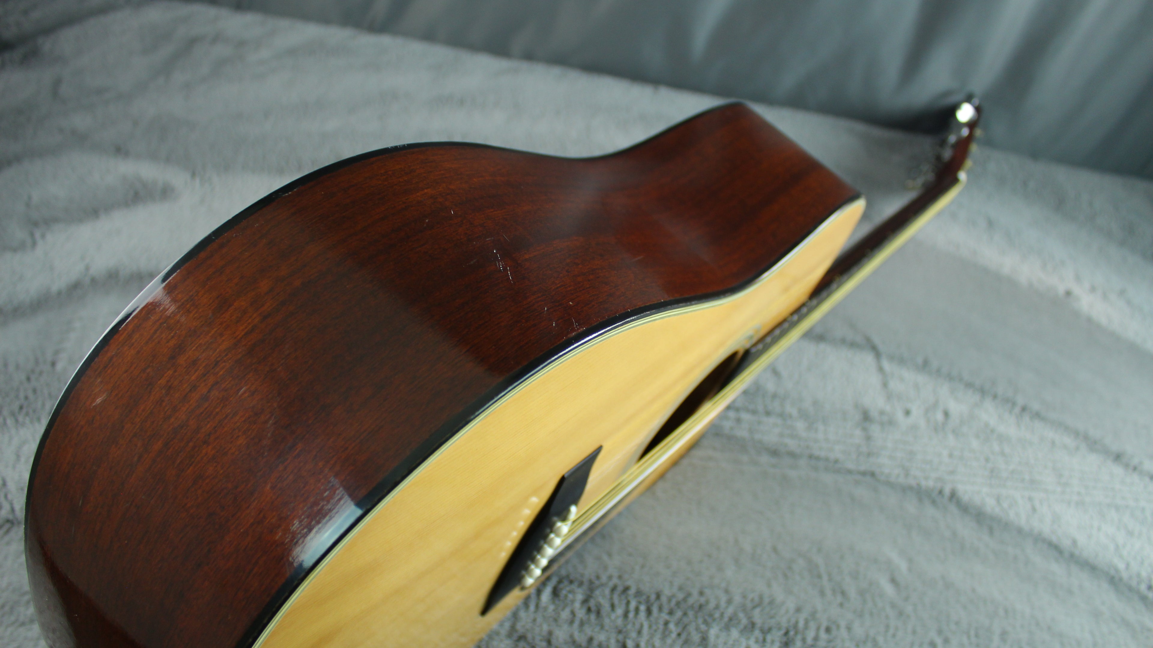 Morris W-15 Japan Acoustic Guitar