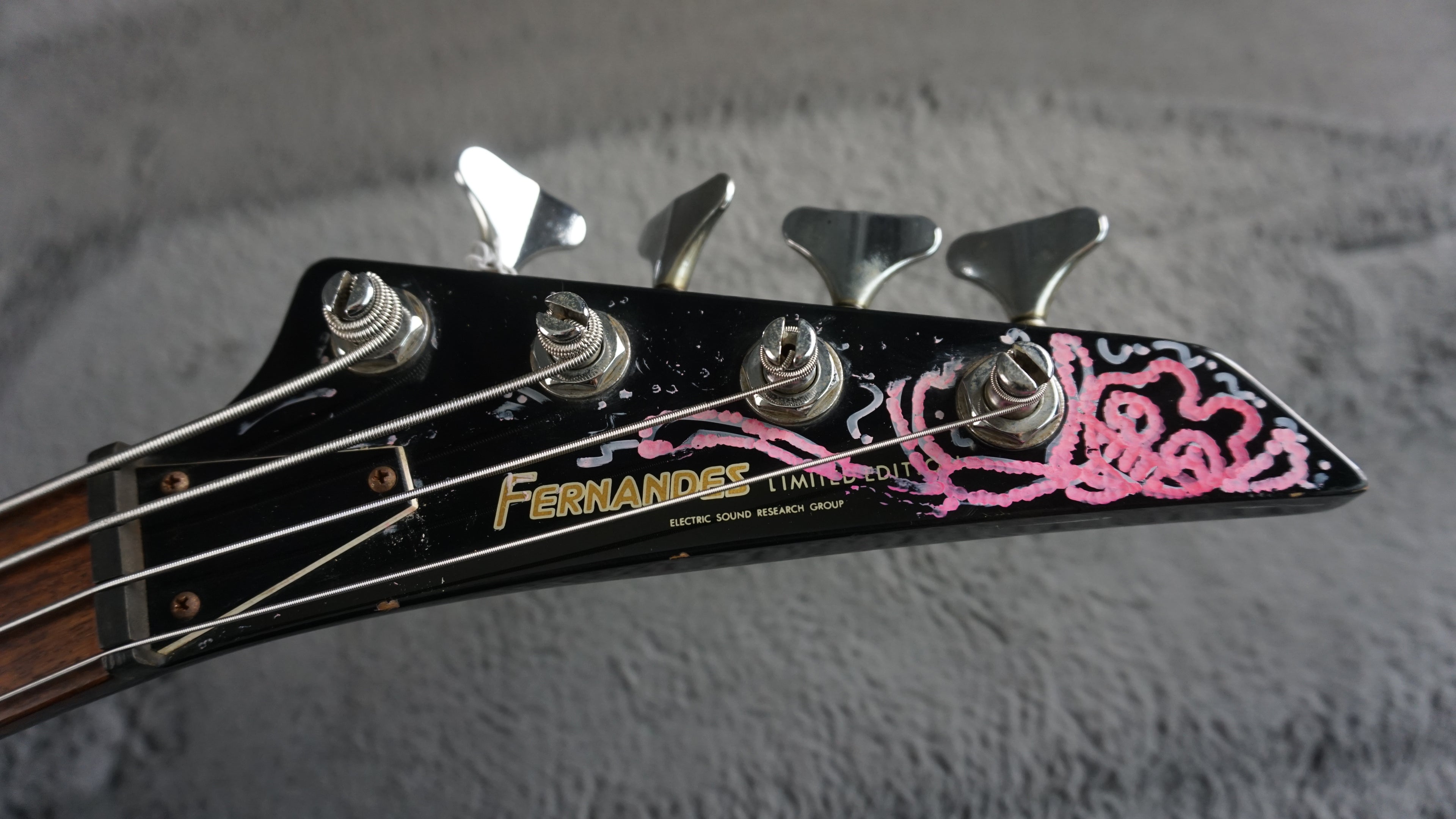 Fernandes Limited Edition - Black Japan 4-String PJ Bass