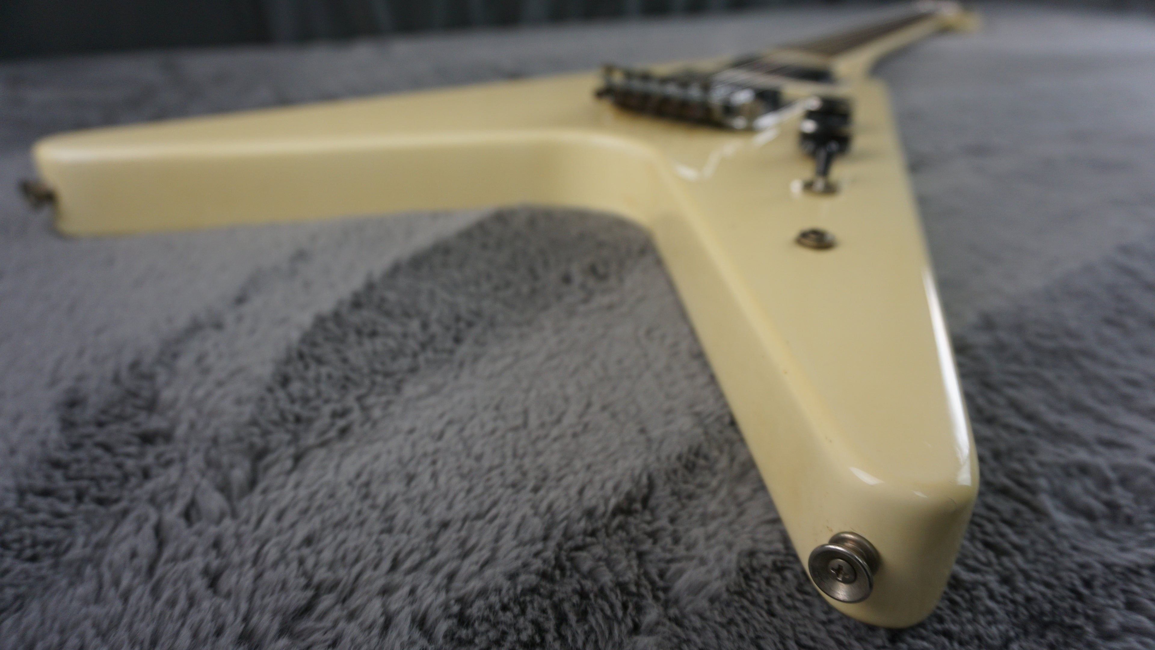 Fernandes/Burny BSV-70 The Function Flying V Short Scale