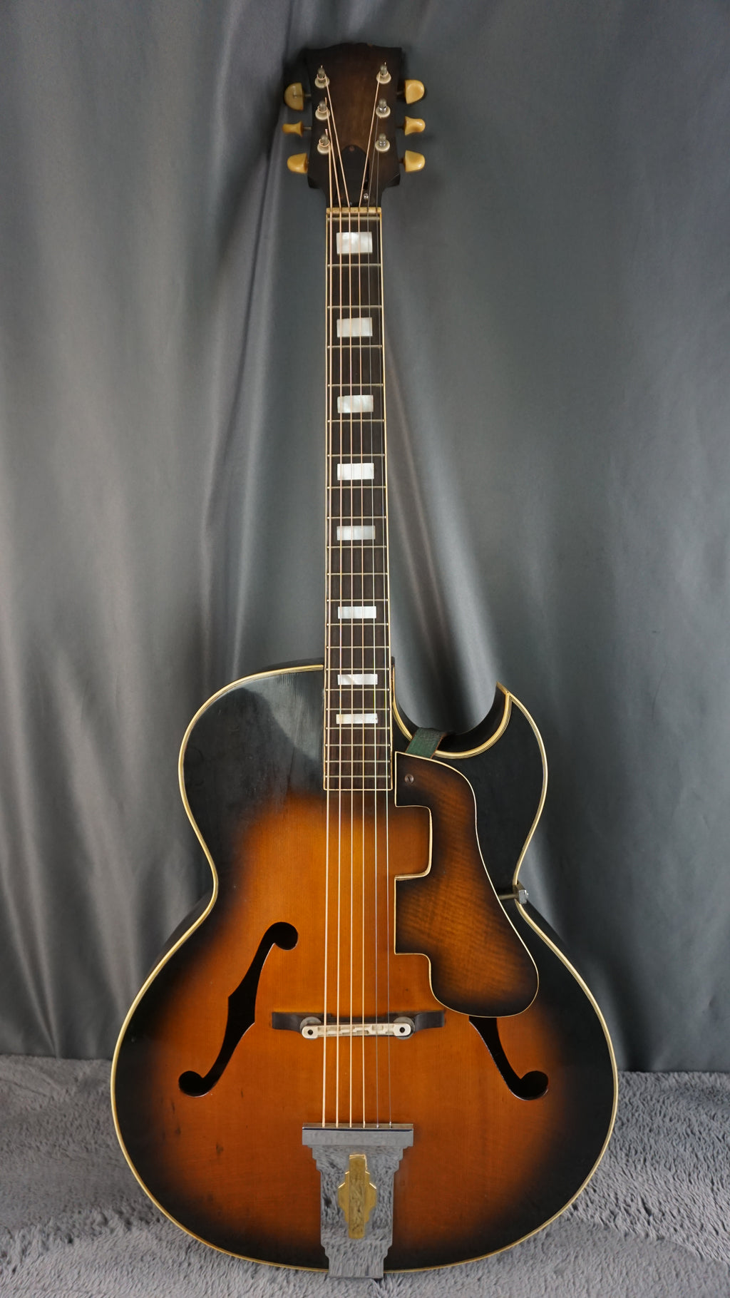 Nardan No. 180 Japan Archtop Tobacco Burst