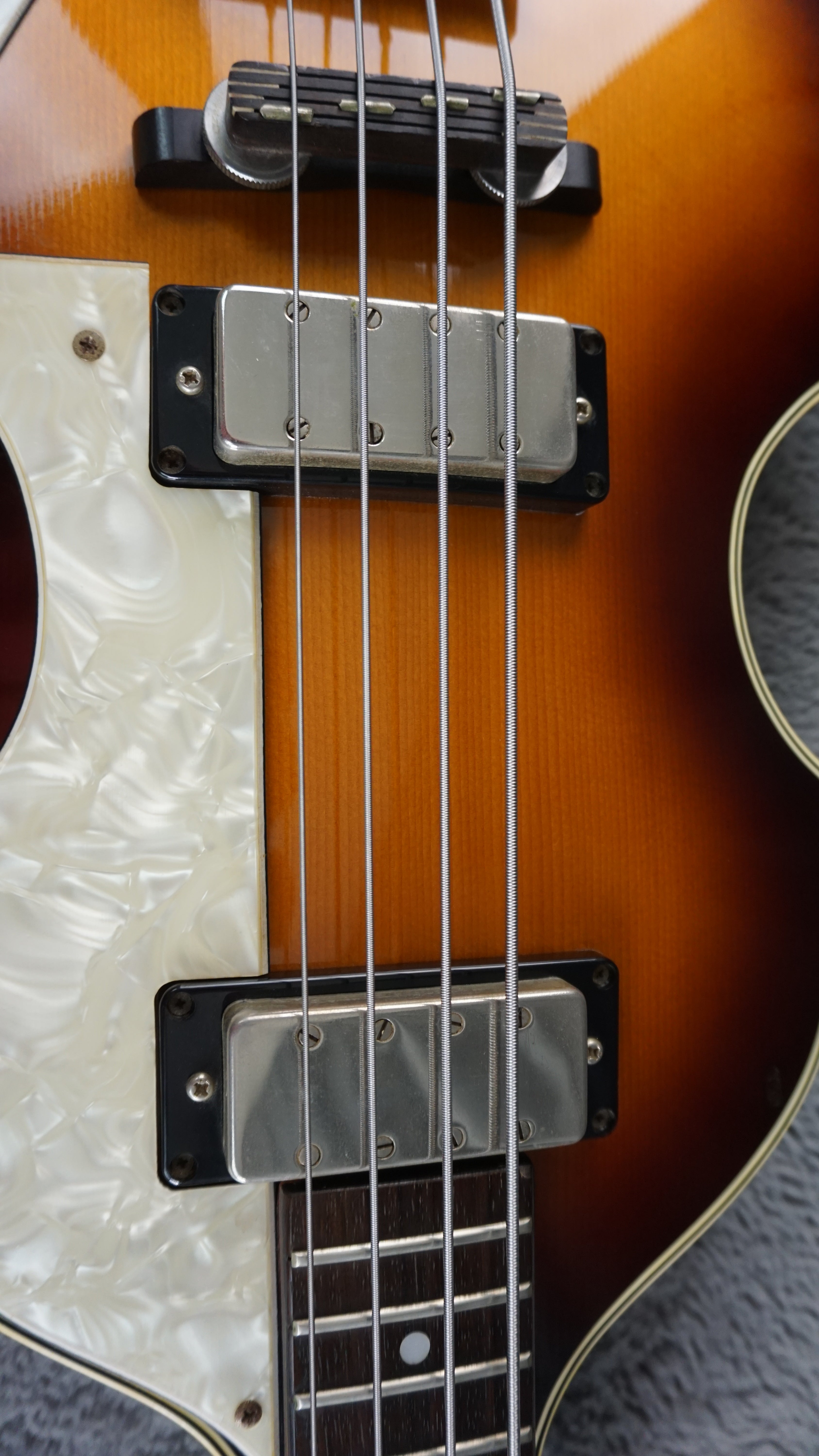 Greco Violin Bass - Sunburst Japan 4-String Bass