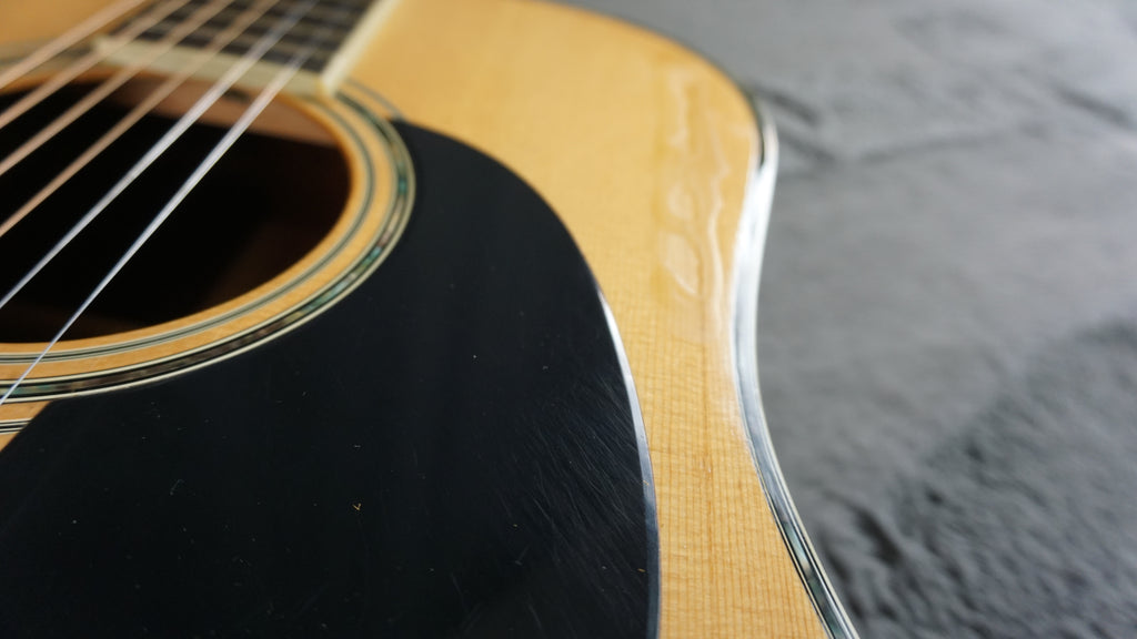 Morris 50 Special Japan Dreadnought w/ Hard Case