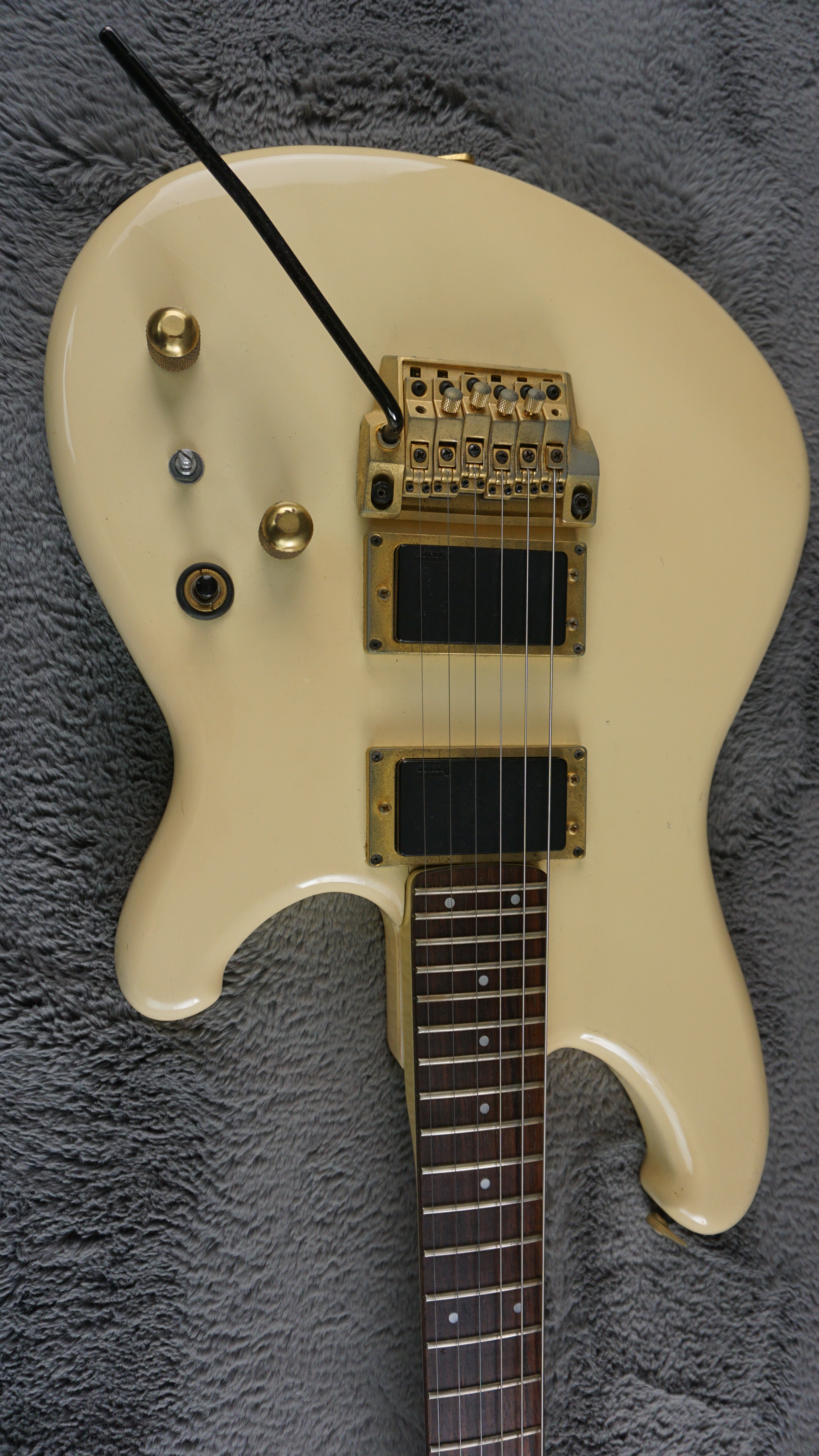 Ibanez Roadstar II Series RS450 - Polar White Japan Electric Guitar