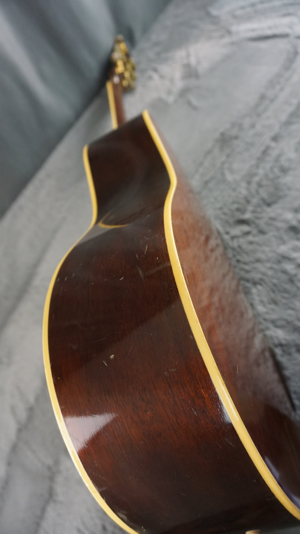 Yamaha LA-17 Japan Acoustic Luxury Artist
