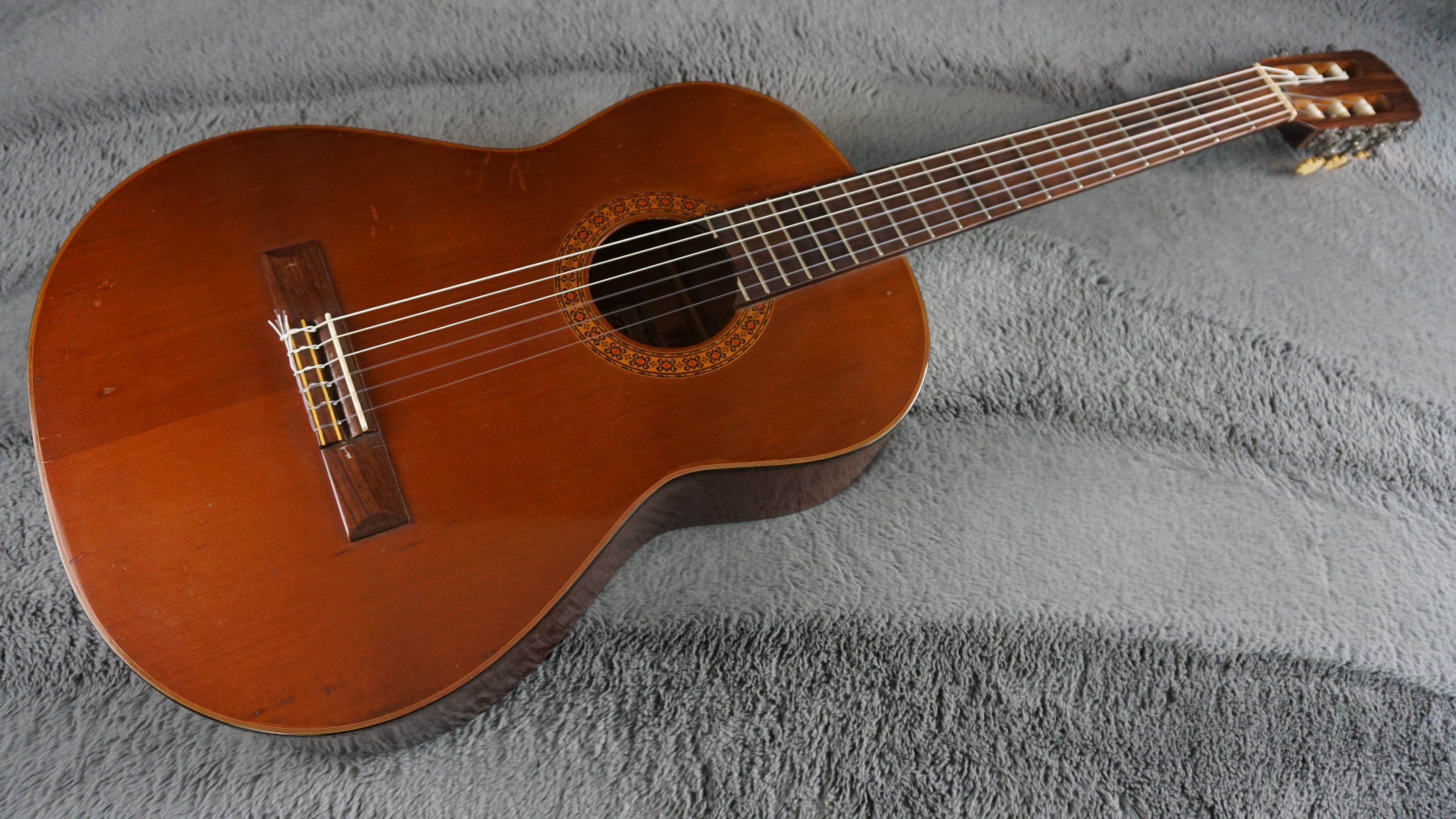 Terada SG 100 Japan Classical Guitar