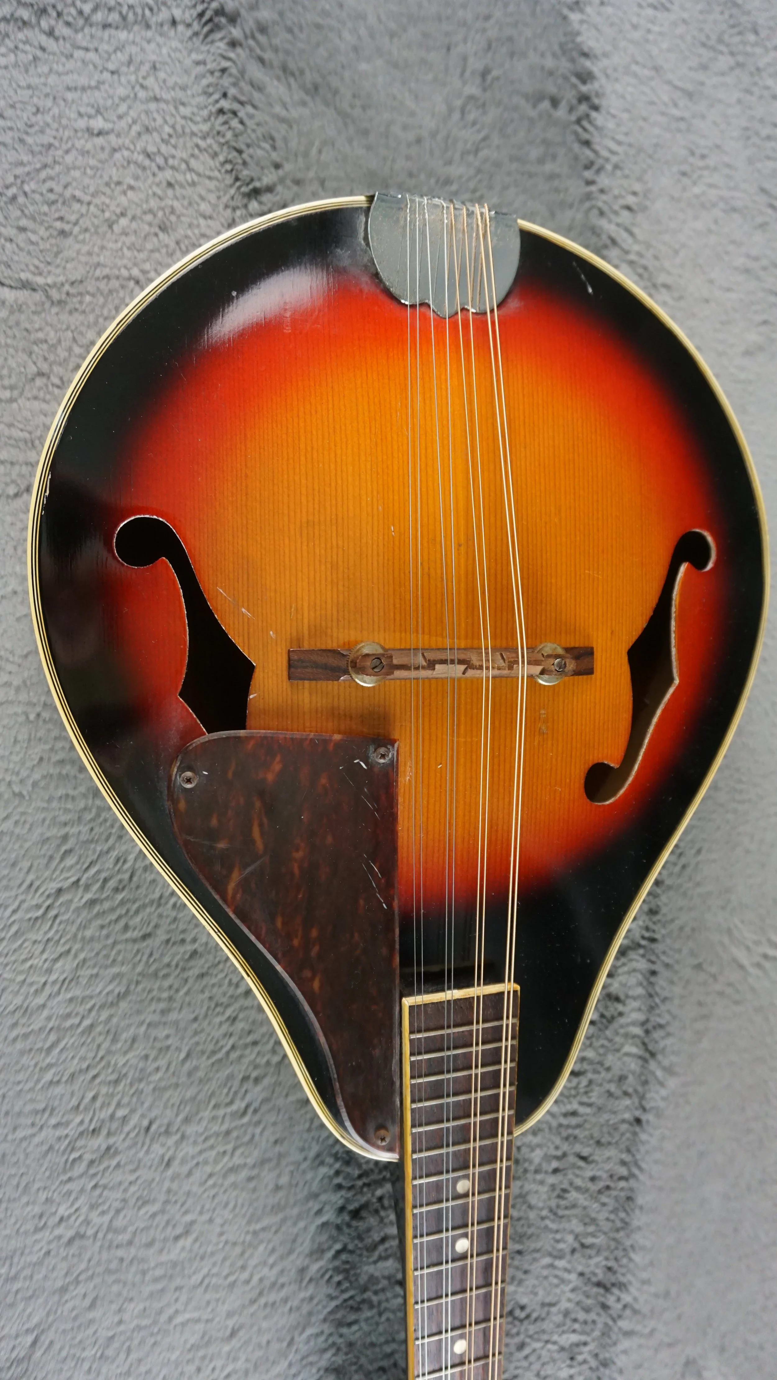 Thumb Japan Mandolin Sunburst