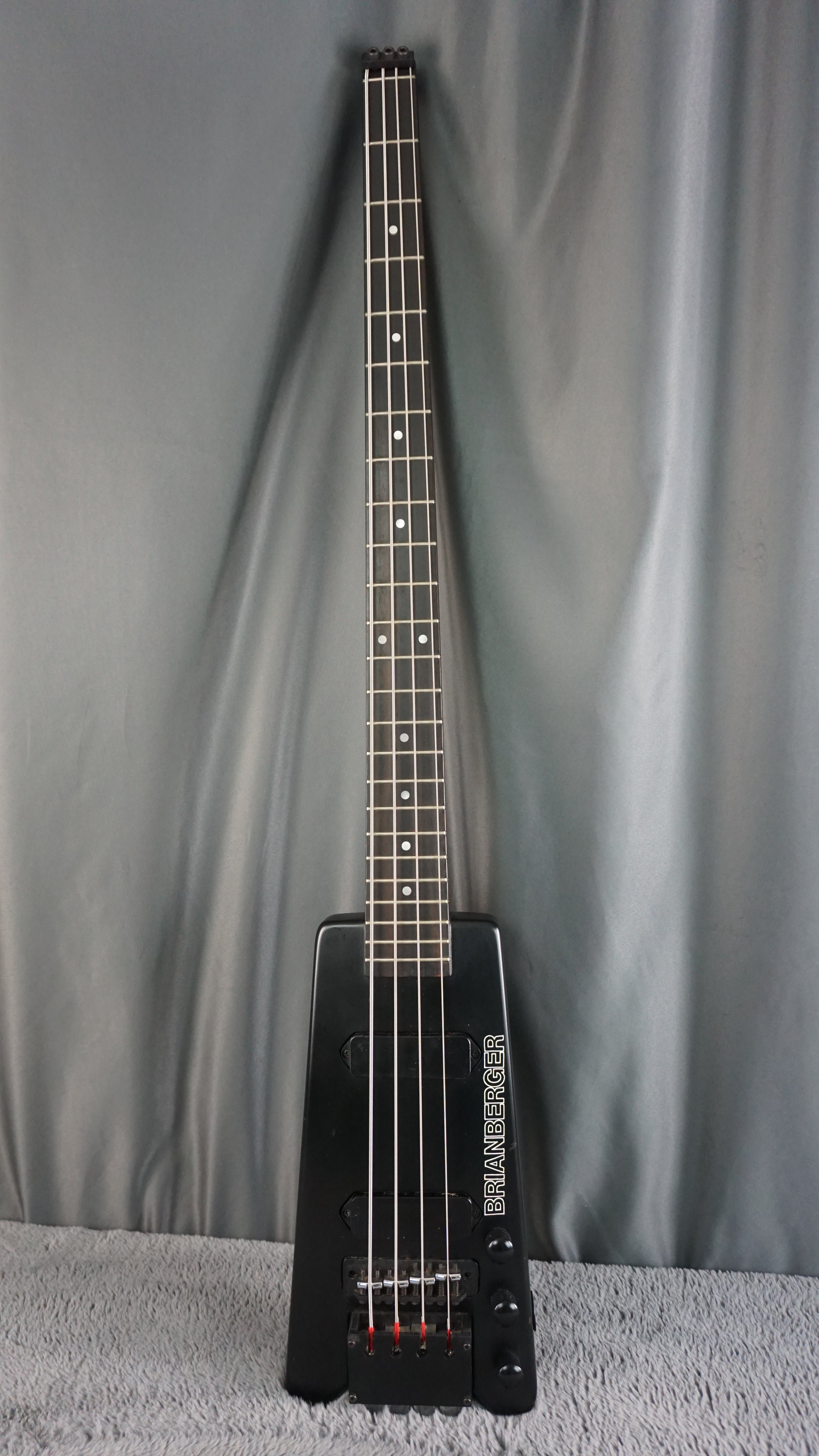 Mavis Brianberger Headless Bass 80s - Black Japan Vintage