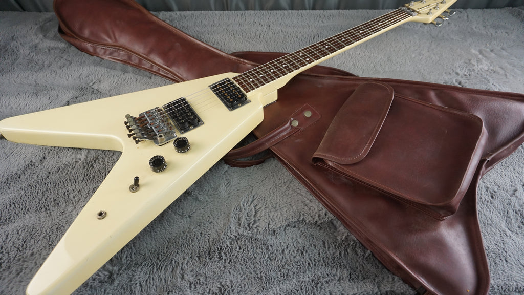 Fernandes/Burny BSV-70 The Function Flying V Short Scale