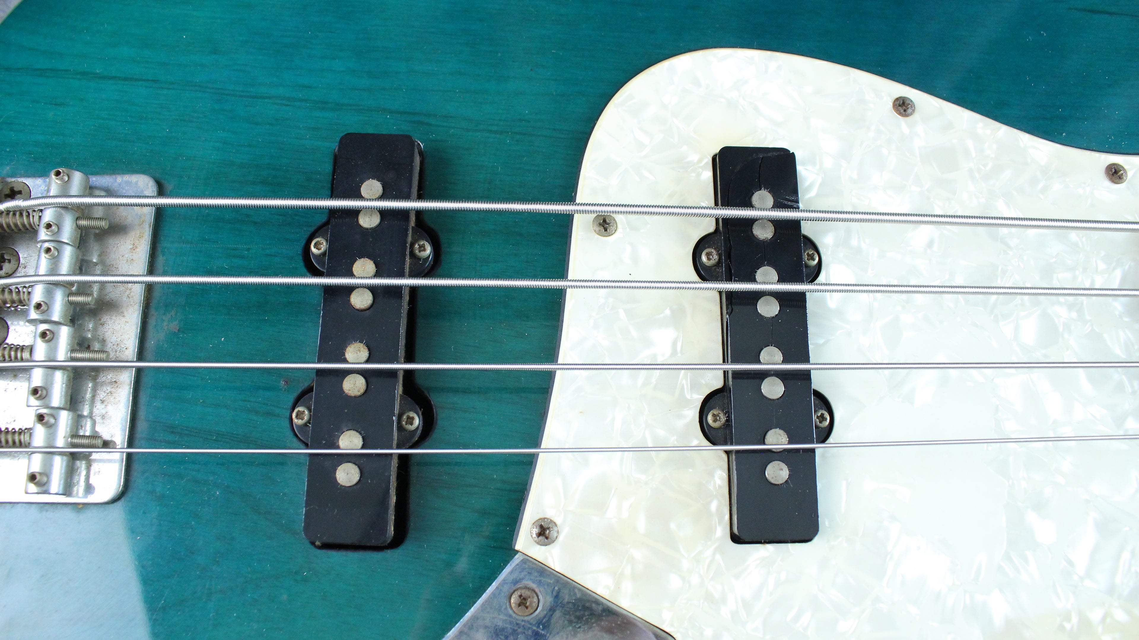 Tokai Jazz Sound - Green Japan 4-String Bass