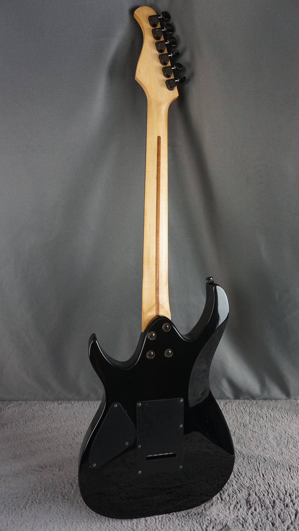 Anboy Superstrat Fujigen - Black Electric HSH