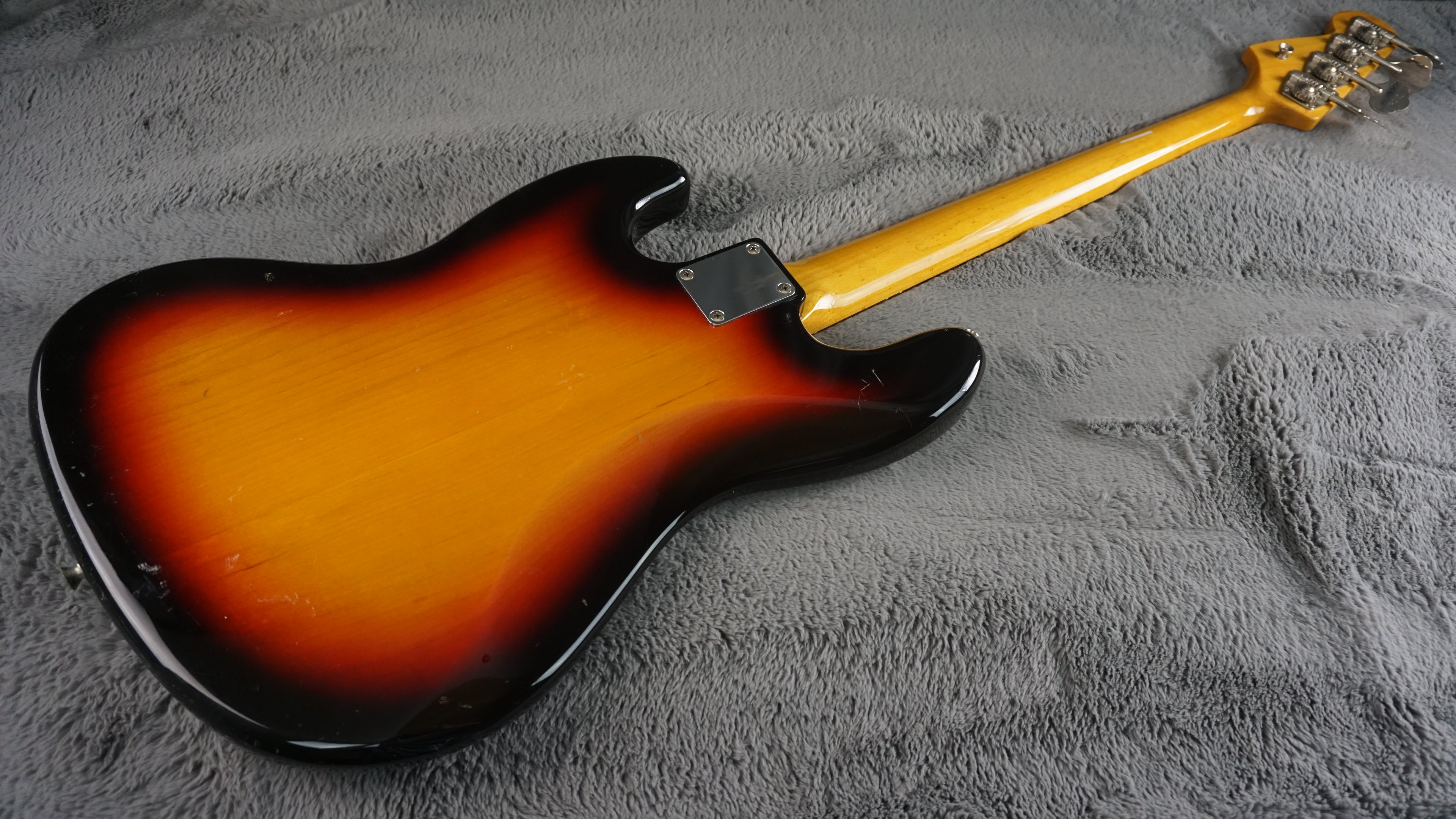 Fender Jazz Bass 93 - 94 - Sunburst Birdseye Maple Neck