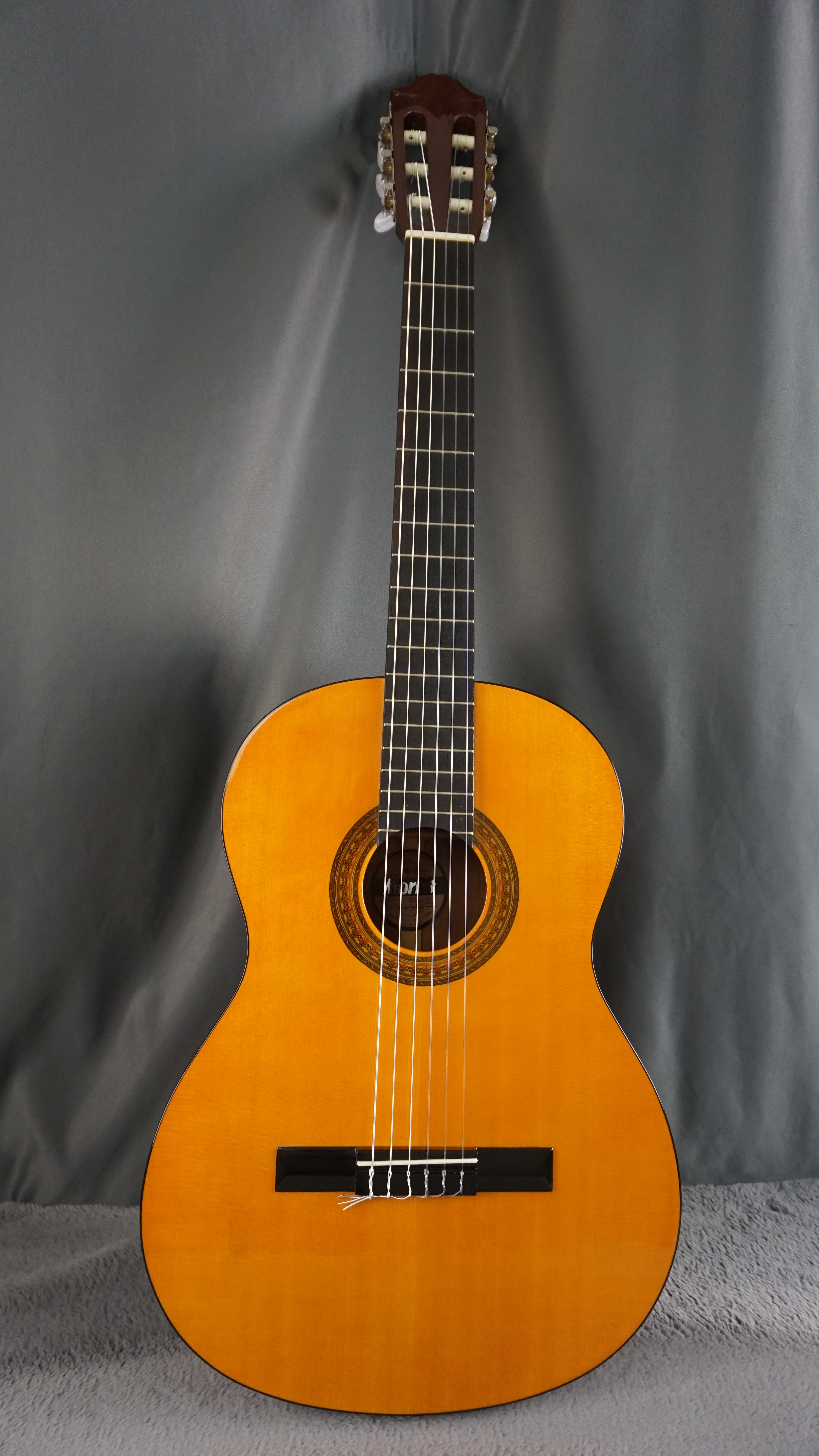 Morris MC-100 Japan Classical Guitar