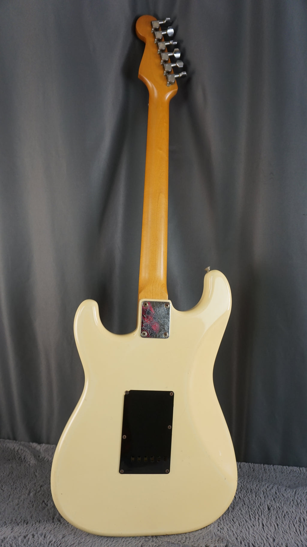 Fender Stratocaster 1984 - 1987 - White Japan