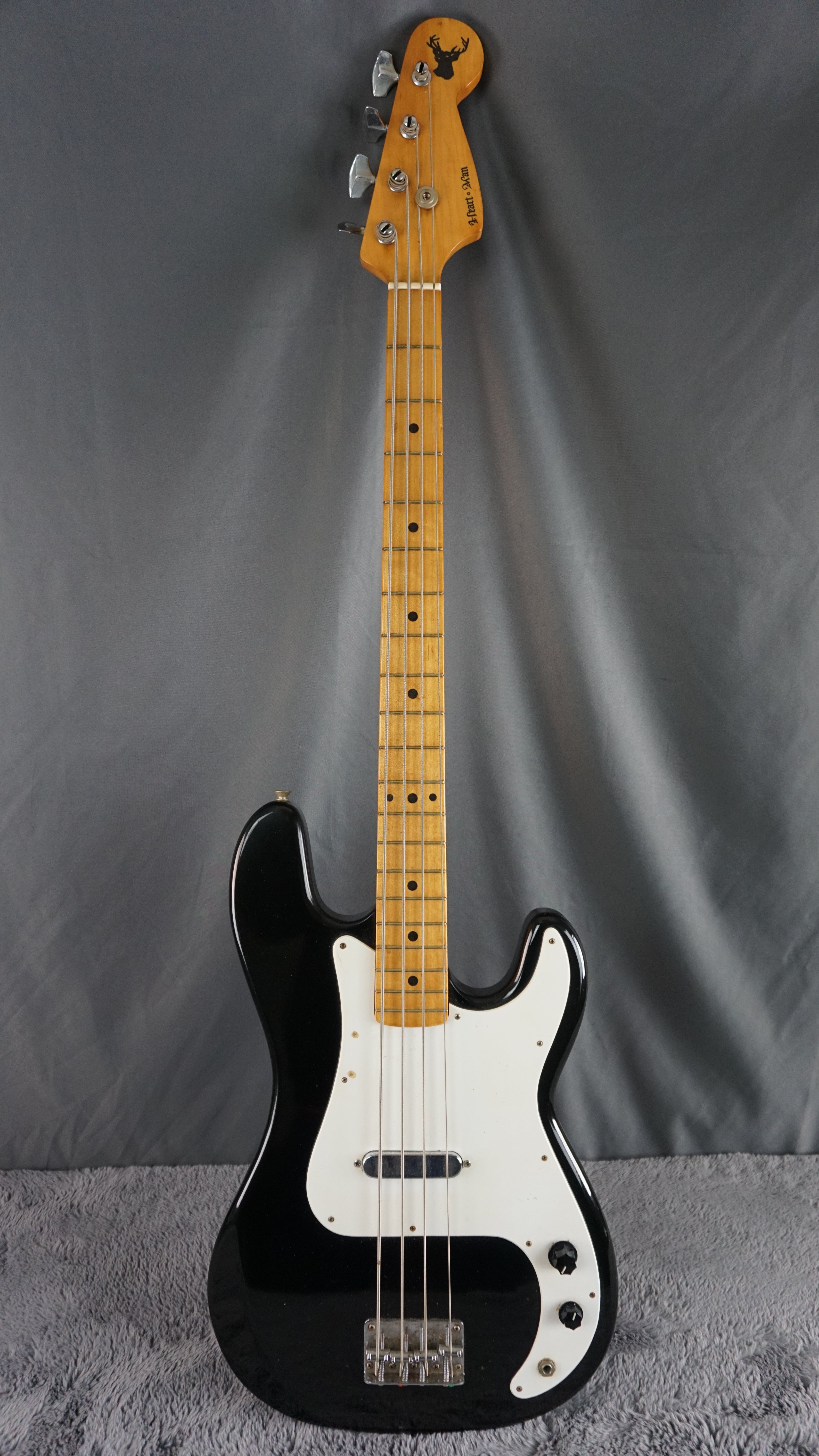Heart Man Suzuki Precision/Musicmaster Style Bass 1970s - Black