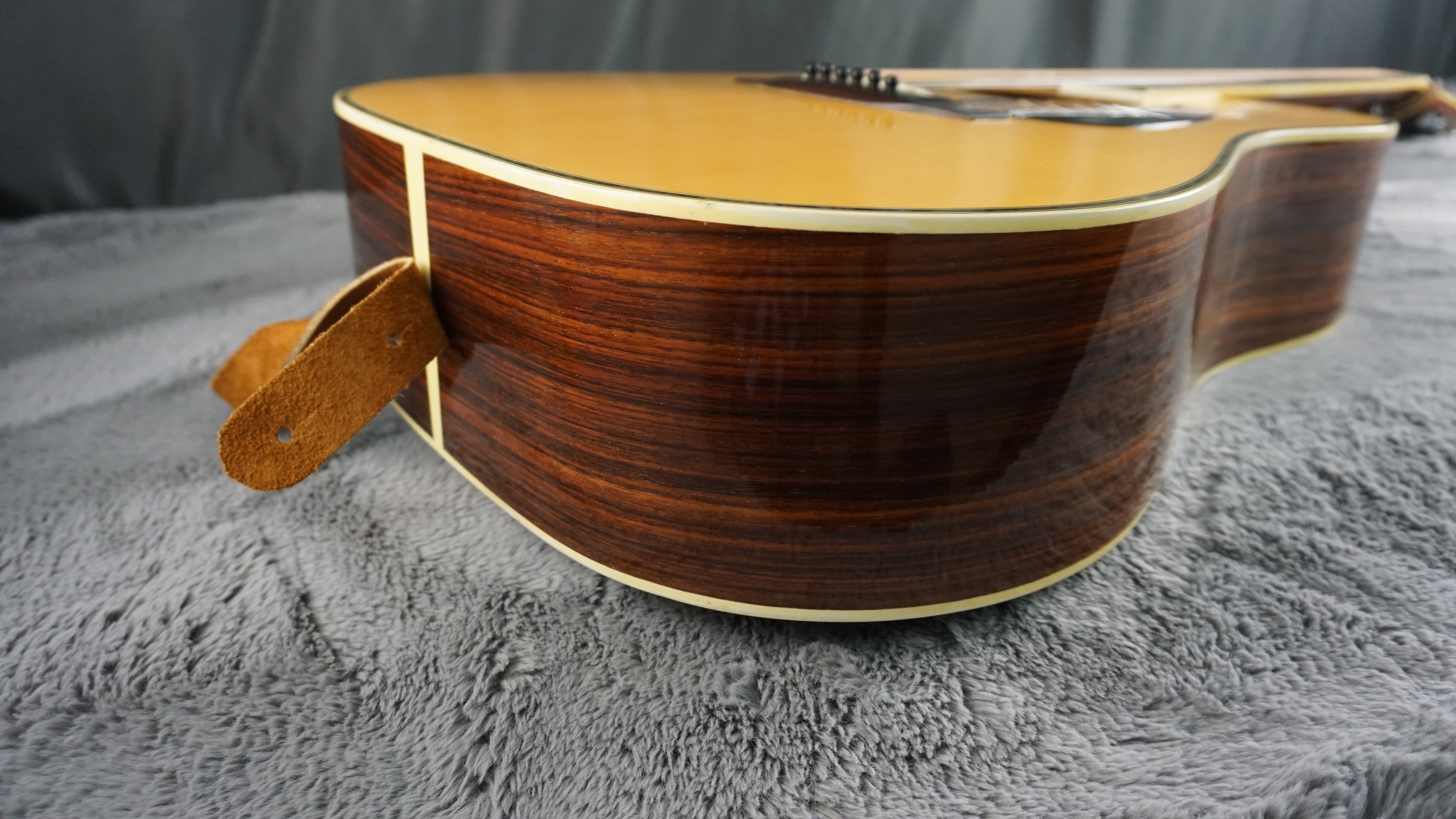 Yamaki 130 Acoustic D-28 Style Japan w/ Hard Case