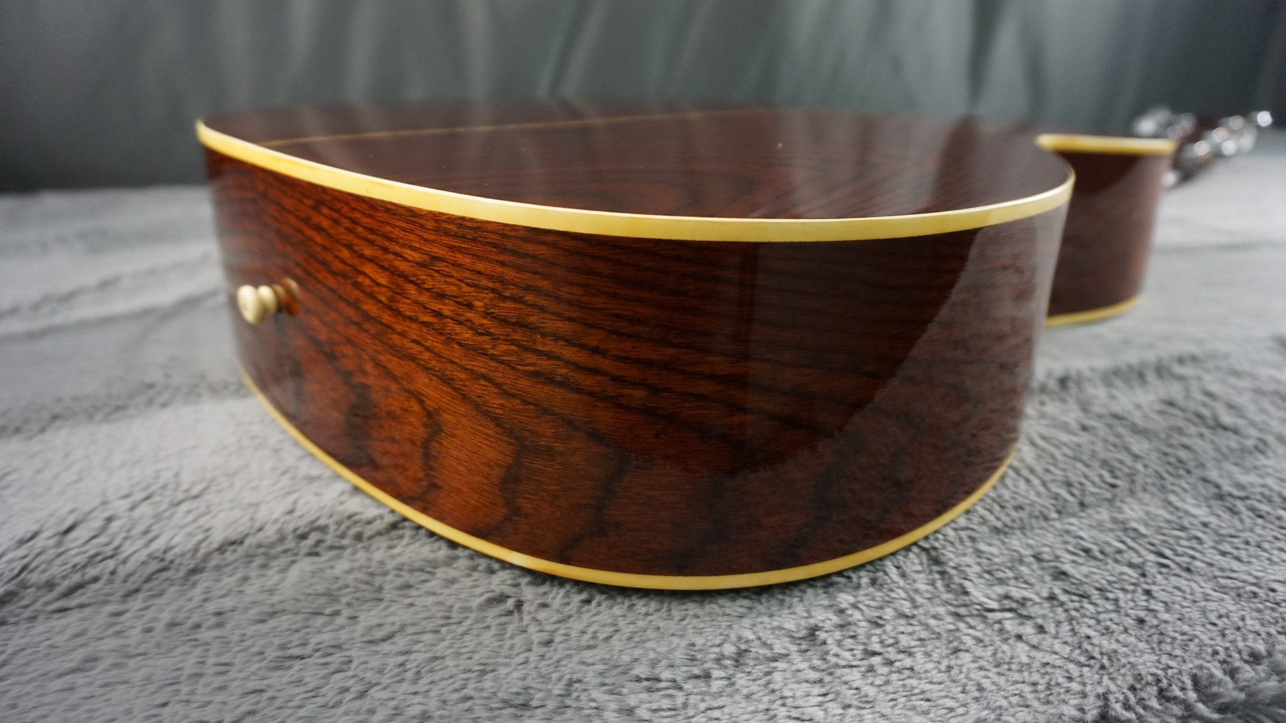 Morris F-18 Japan Folk Acoustic Guitar
