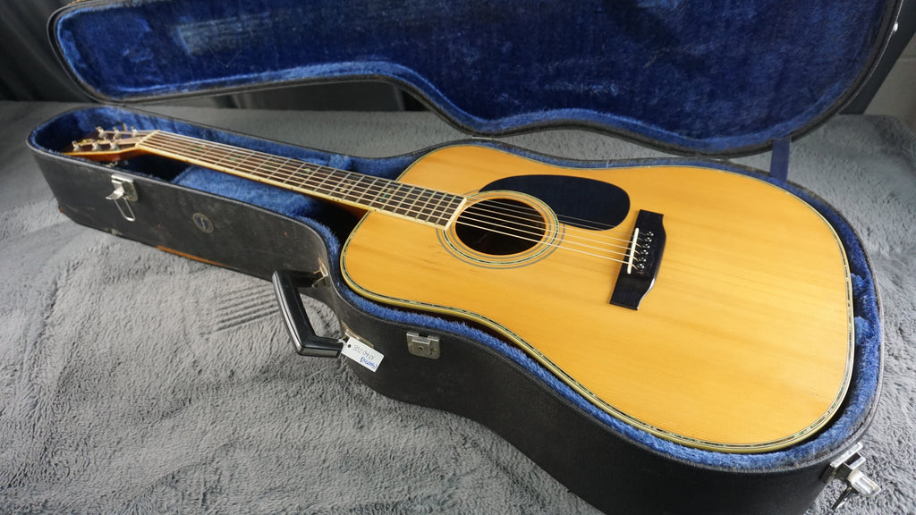 Morris W-40 Japan Solid Spruce Top w/ Fishman Electronics