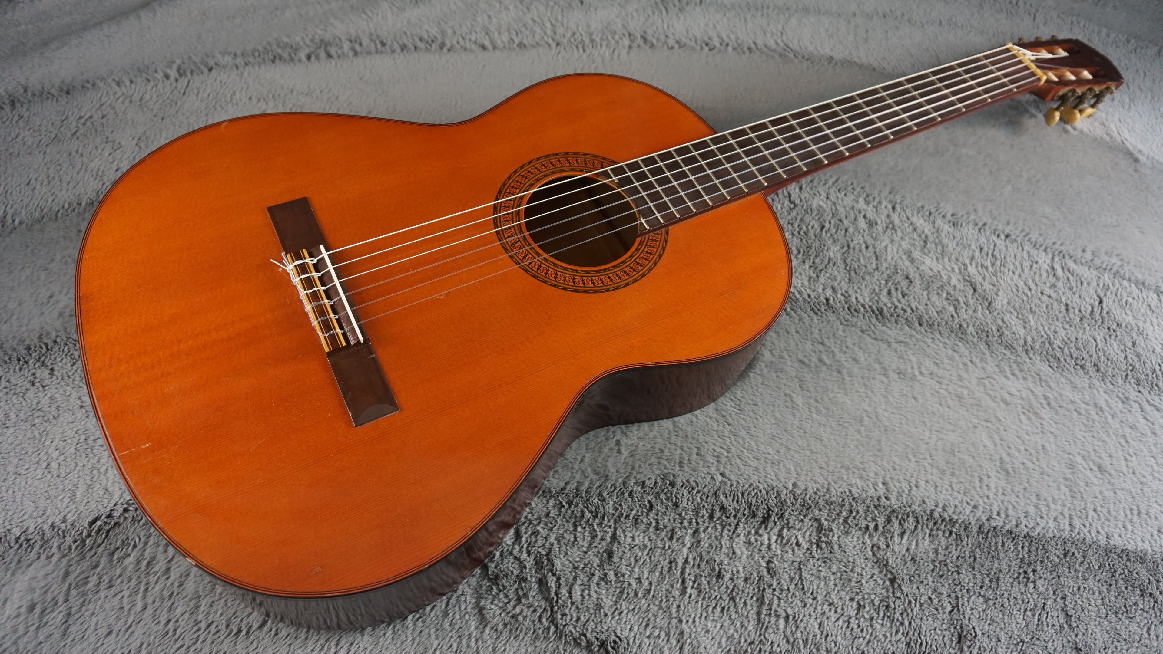 Yamaha G-90A Japan Classical Guitar