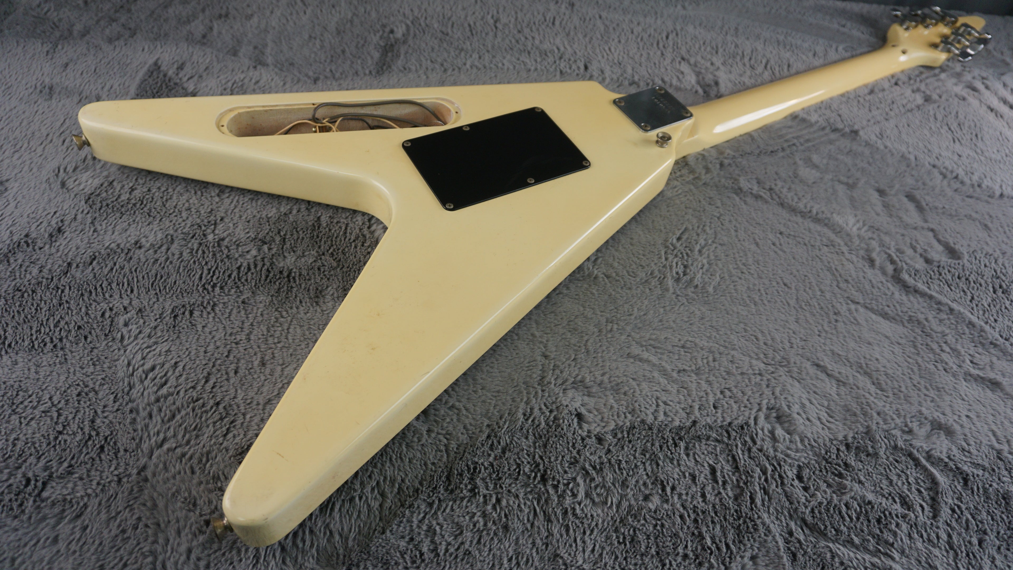 Fernandes/Burny BSV-70 The Function Flying V Short Scale