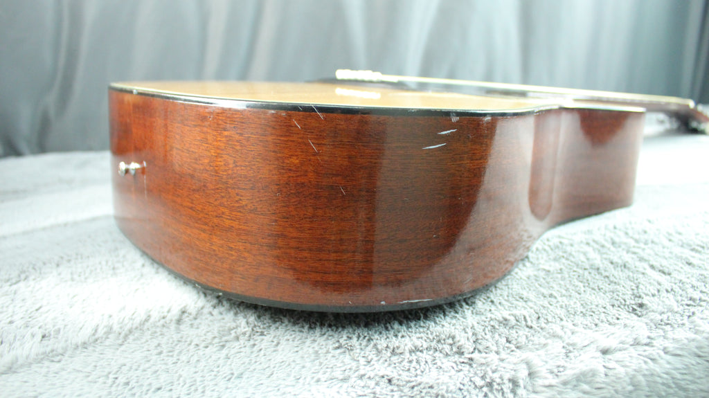 Morris W-15 Japan Acoustic Guitar