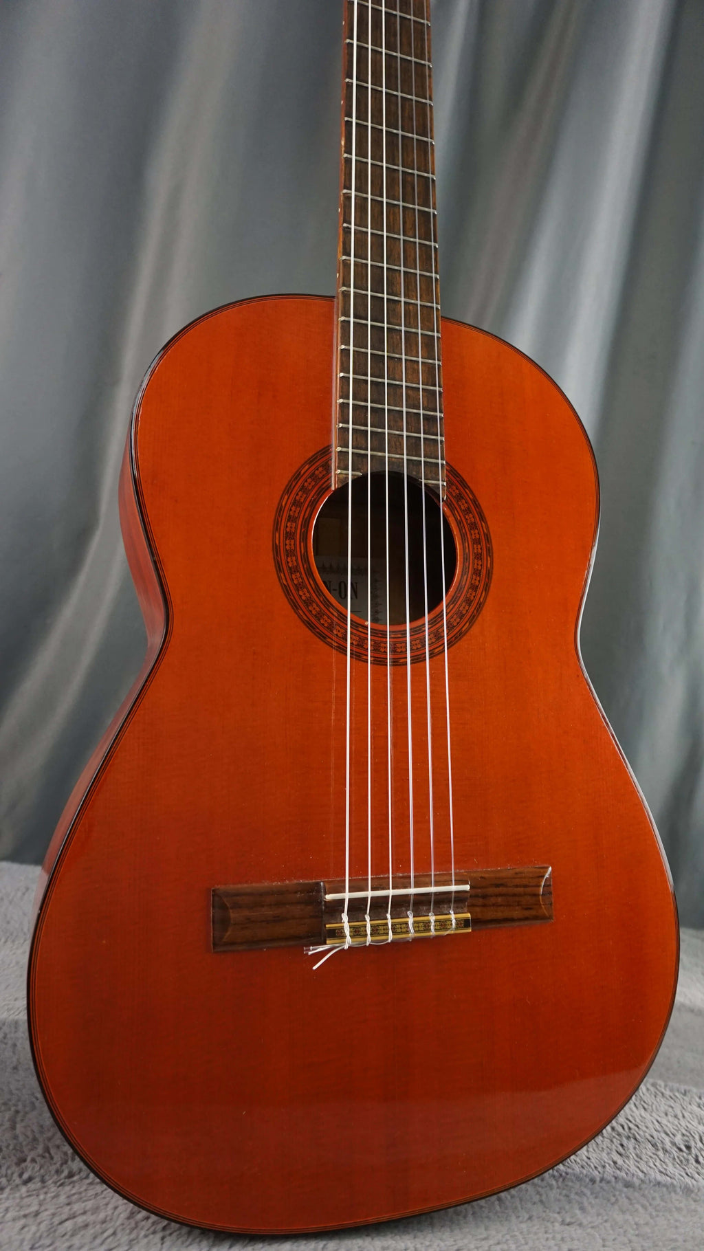 Tatsuno Zen-On Model 130 Japan Classical Guitar