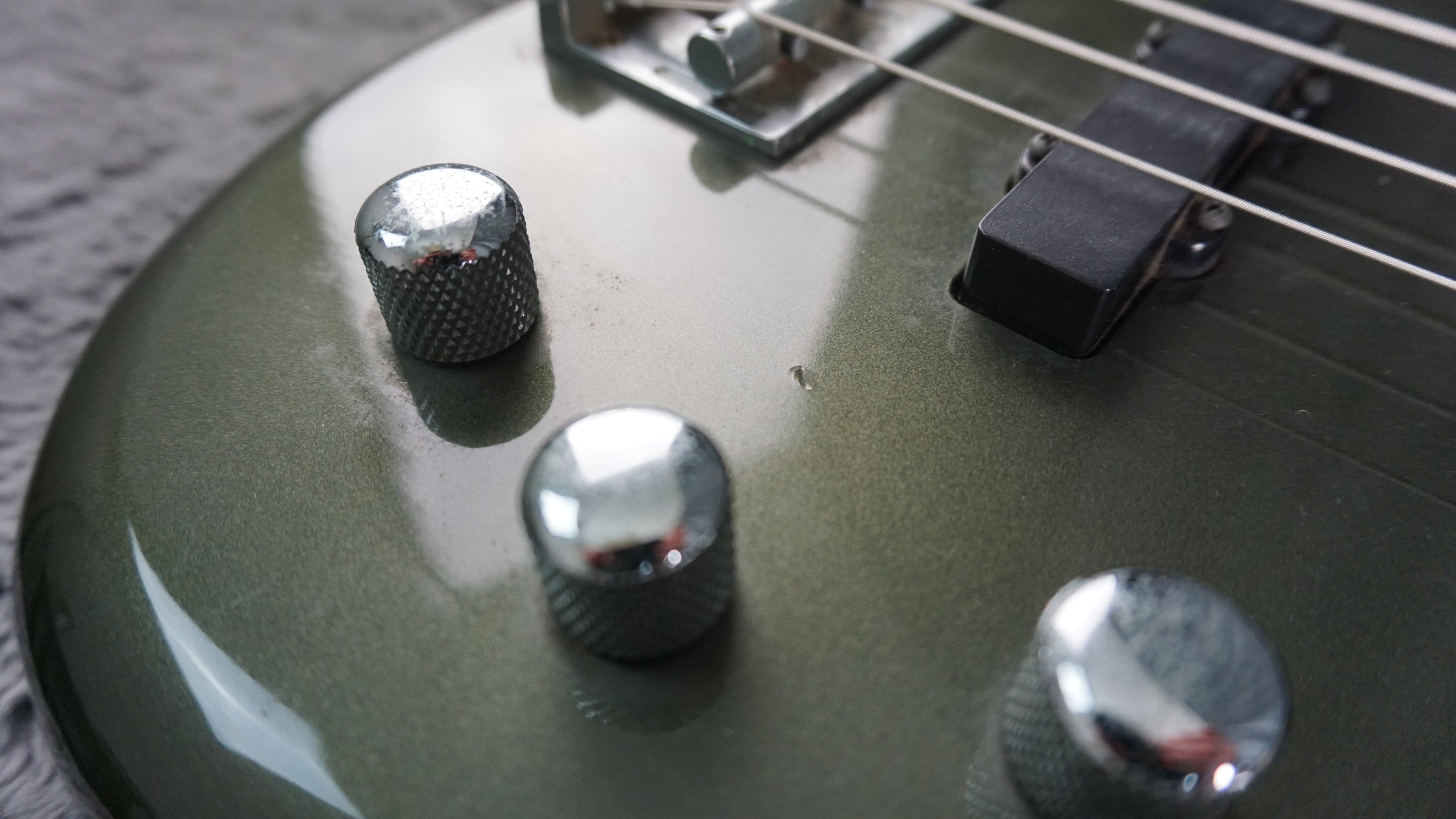 Charvel PJ Bass