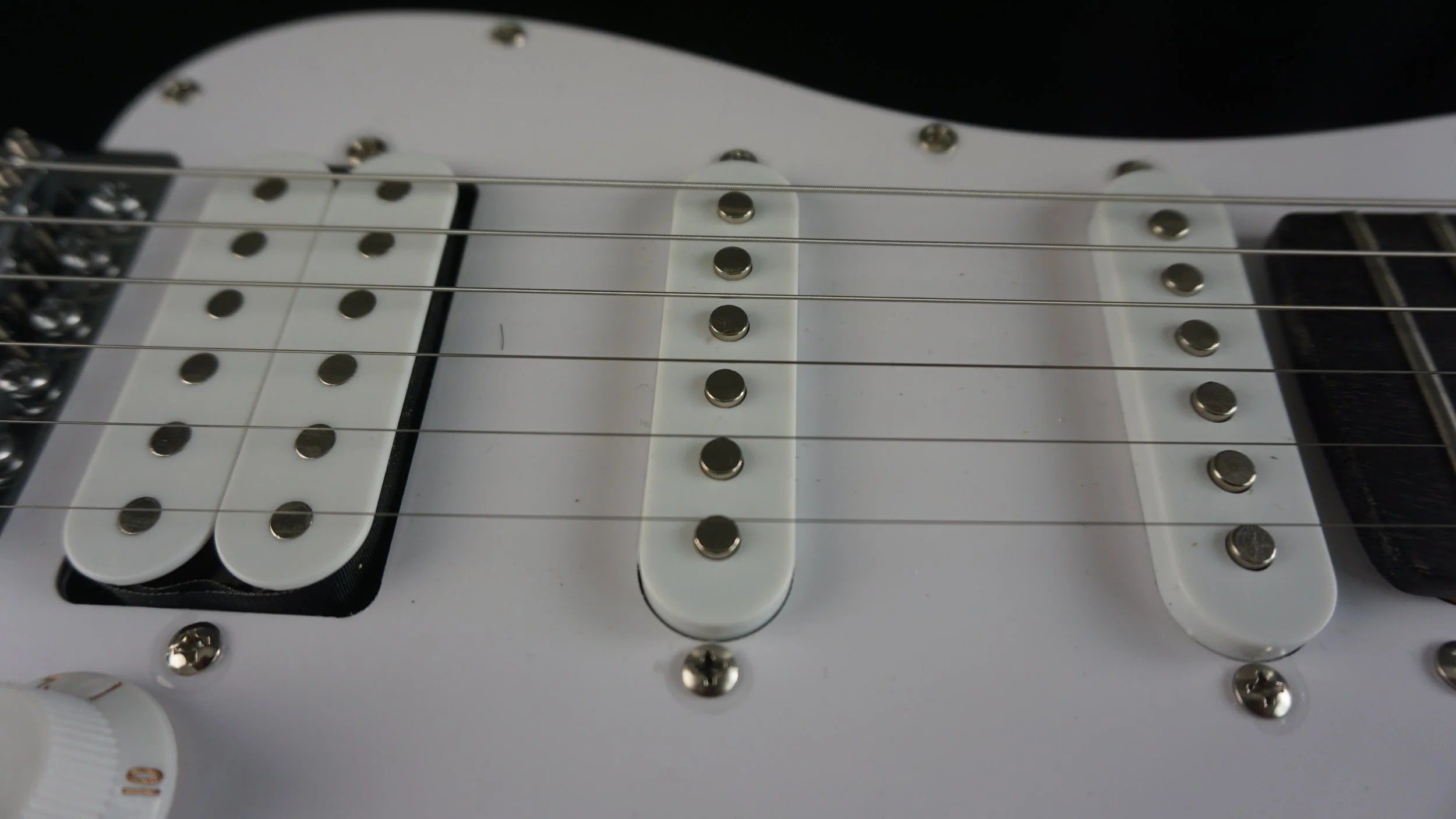 Donner Standard Series HSS Strat-Style Electric Guitar – Black – Gig Bag